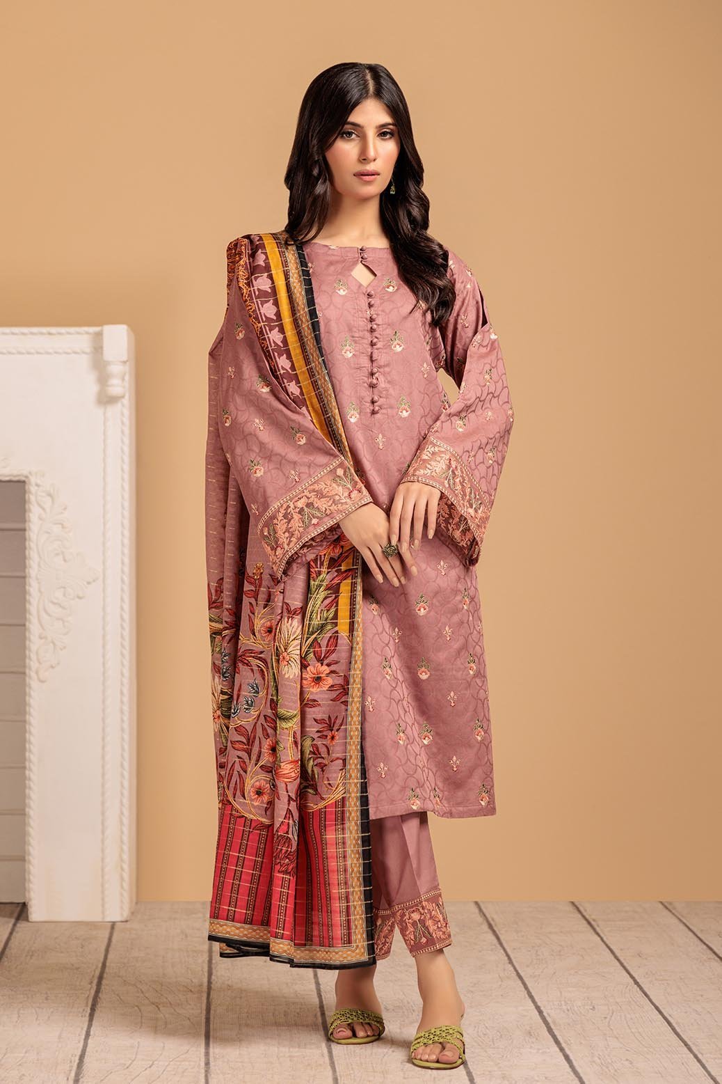BONANZA SATRANGI 3PC EMBROIDERED CAMBRIC SUIT (SV1RK233P2)