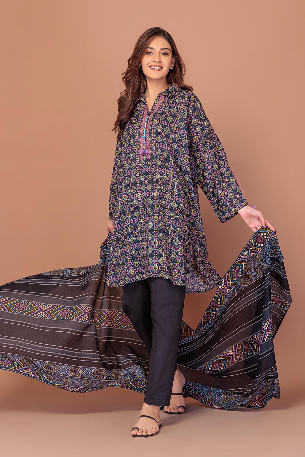 BONANZA SATRANGI 3PC PRINTED LAWN SUIT (1S24P3P594)