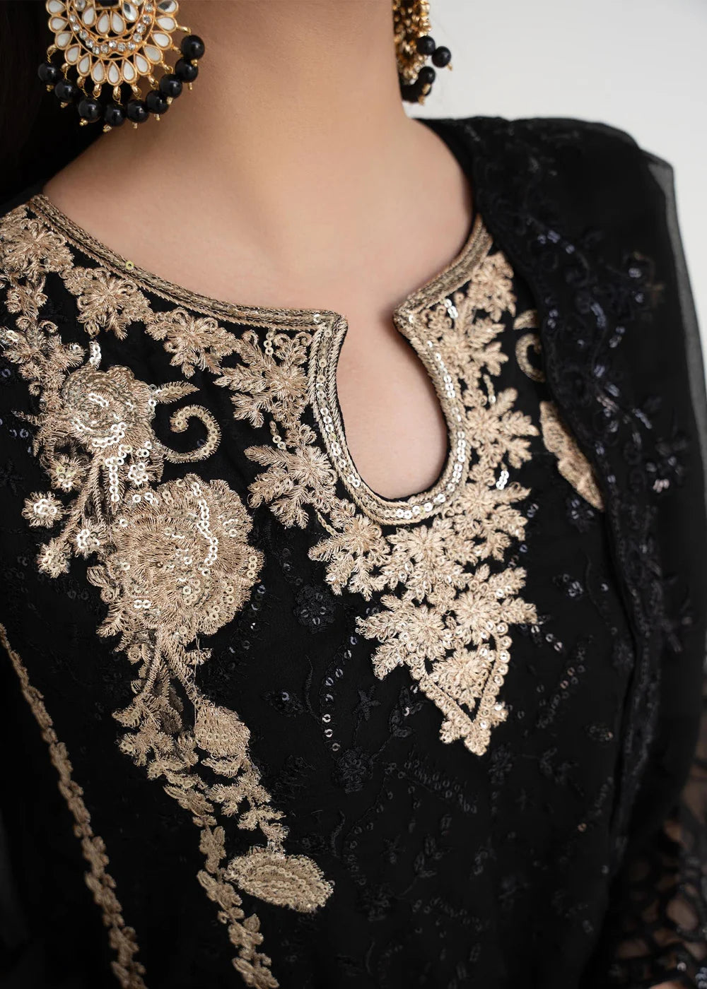 Agha Jaan 3Pc Embroidered Chiffon Suit Roha gulbuy.com
