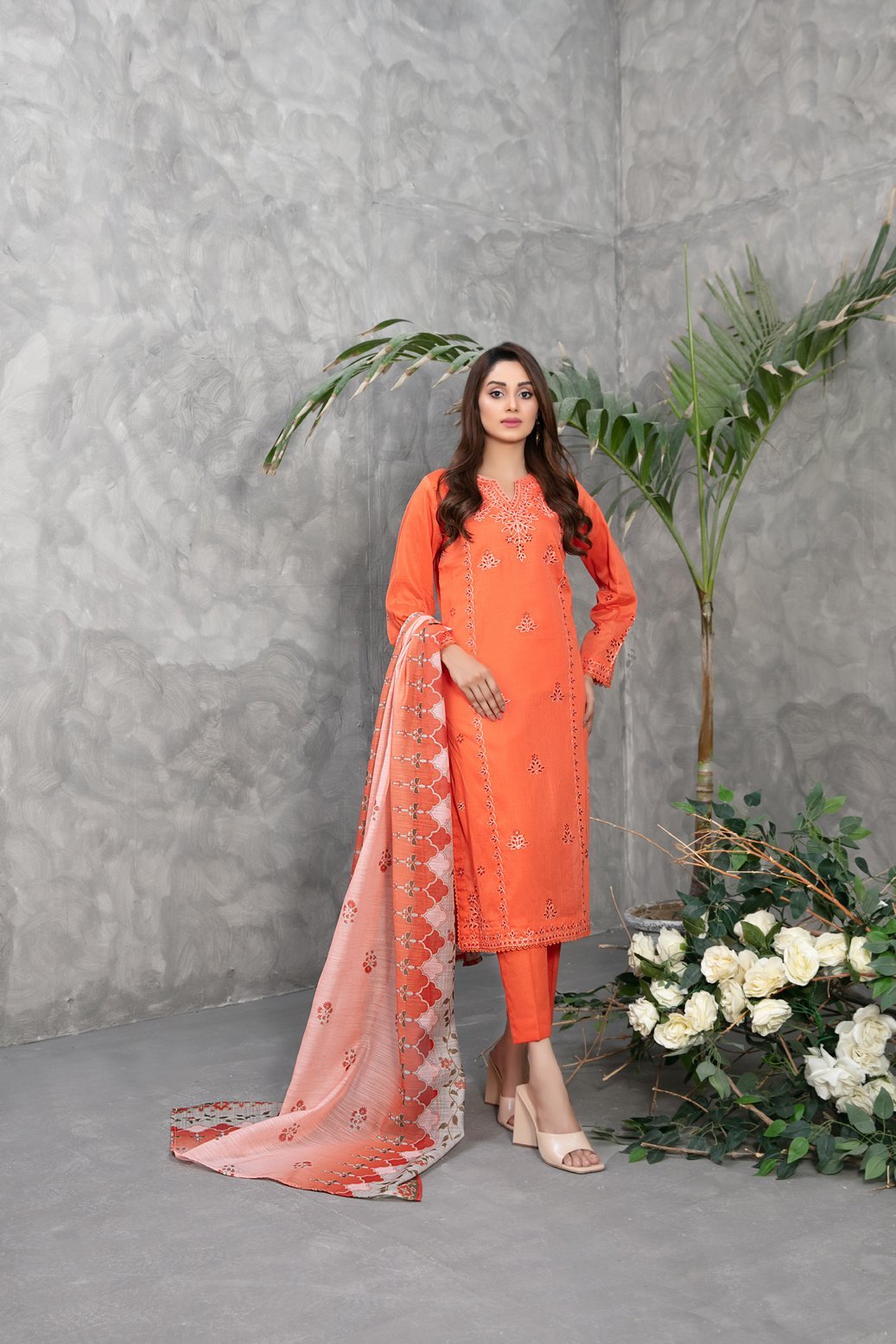 Tawakkal 3 Piece Embroidered Lawn Suit (D-2825)