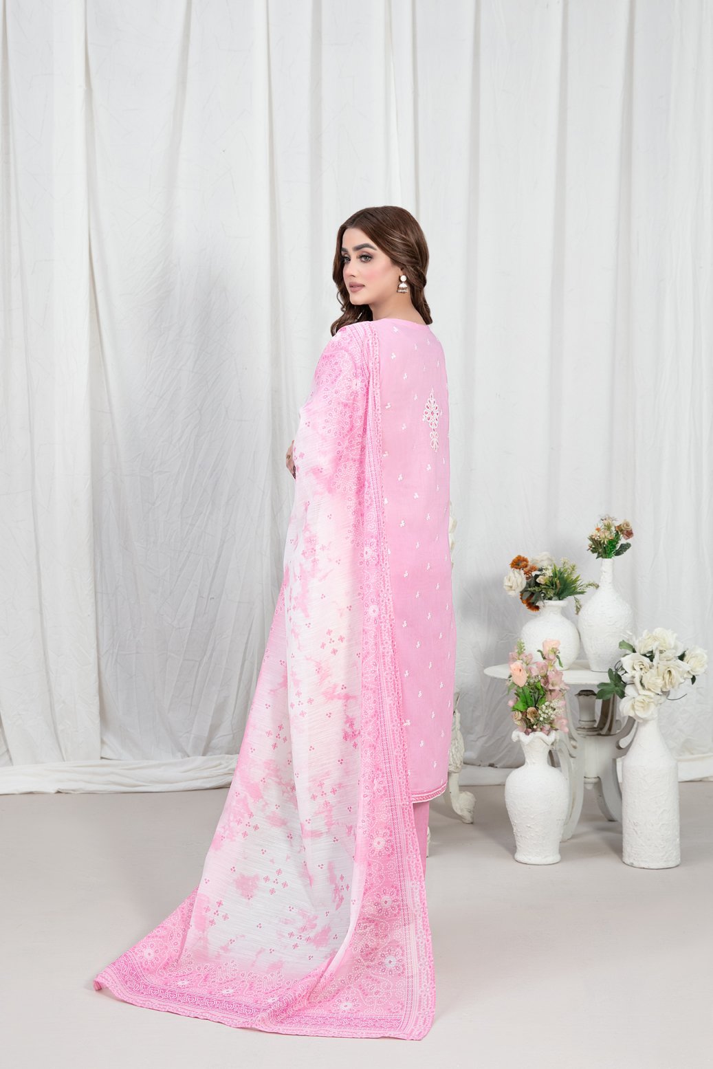 Tawakkal 3 Piece Embroidered Lawn Suit (D-2832)