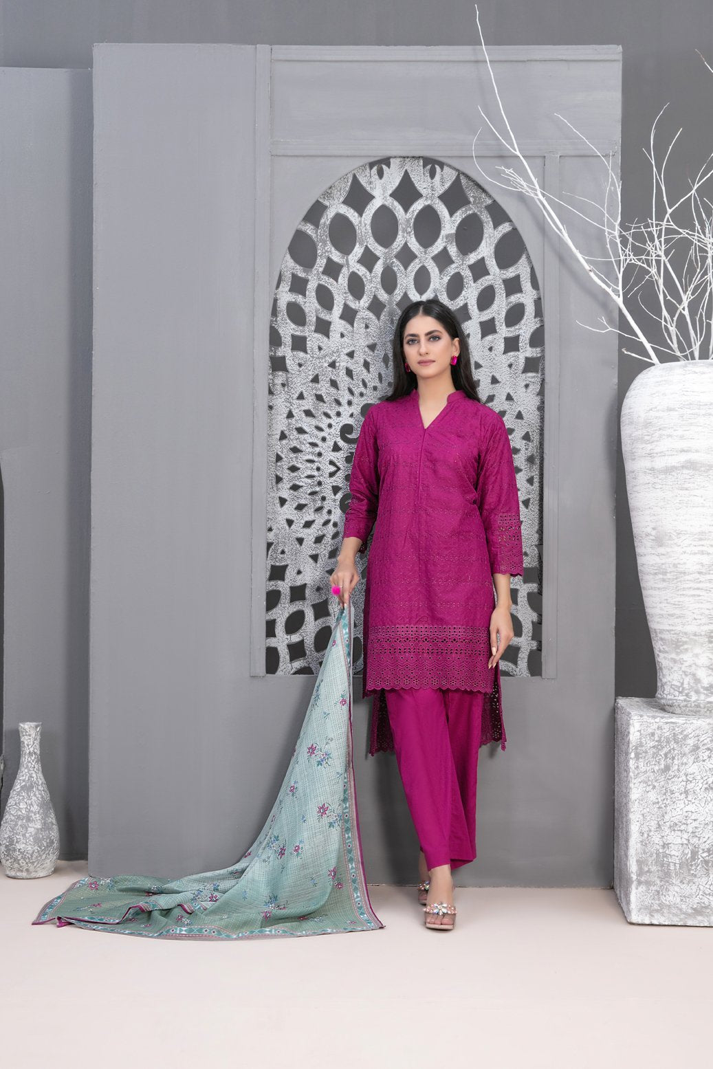 Tawakkal 3 Piece Embroidered Lawn Suit (D-3204)