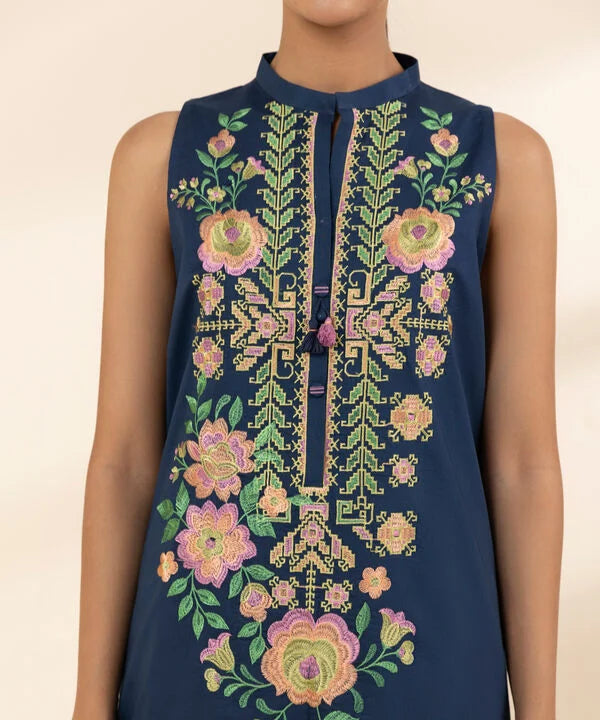 Sapphire 2Pc Embroidered Lawn Suit 0U2TEDY25V53 gulbuy.com