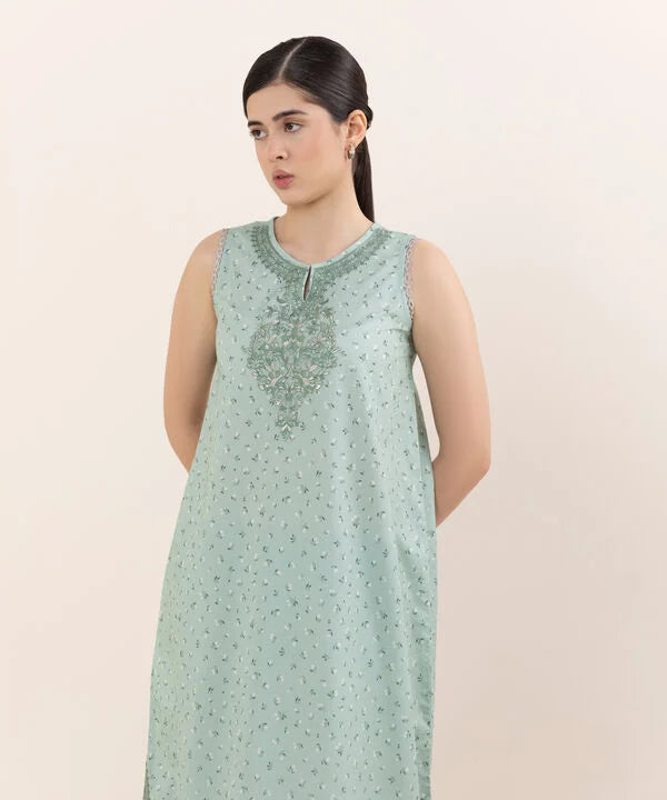 Sapphire 2Pc Embroidered Lawn Suit 0U2TEDY25V69 gulbuy.com
