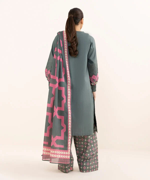 Sapphire 3Pc Embroidered Lawn Suit 0U3PEDY25V65 gulbuy.com