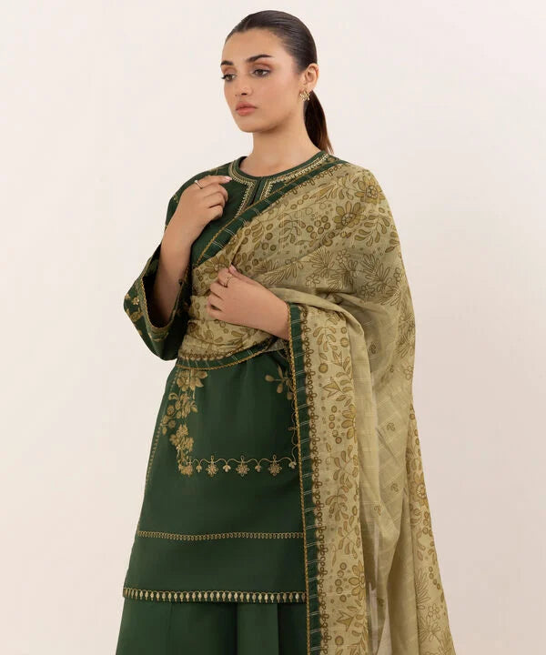 Sapphire 3Pc Embroidered Lawn Suit 0U3PESG25V64 gulbuy.com