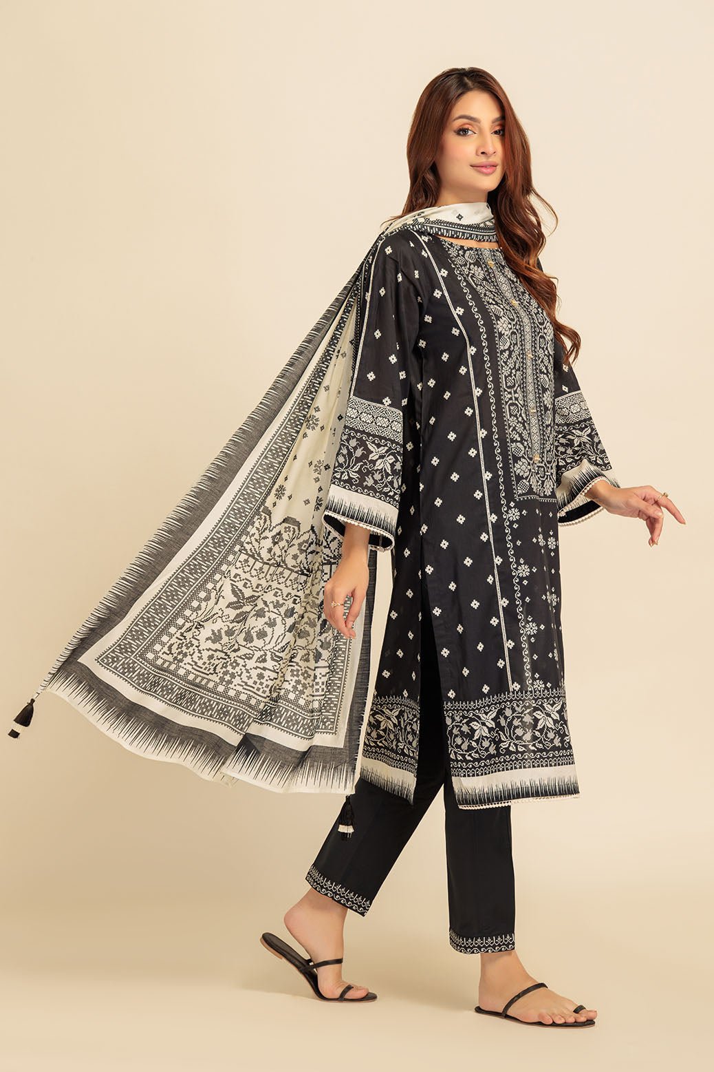 BONANZA SATRANGI 3PC PRINTED LAWN SUIT (1S24P3P483)