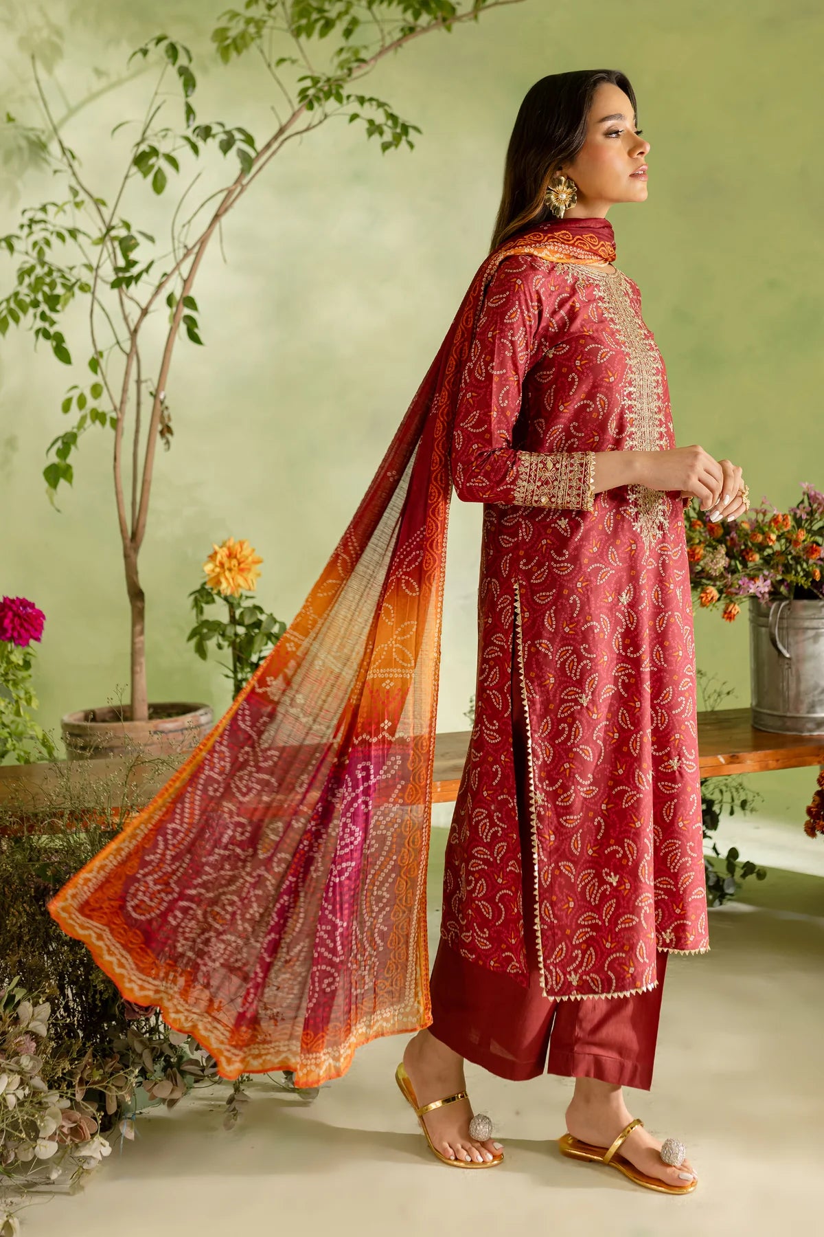 Batik 3Pc Embroidered Lawn Suit Maheen gulbuy.com