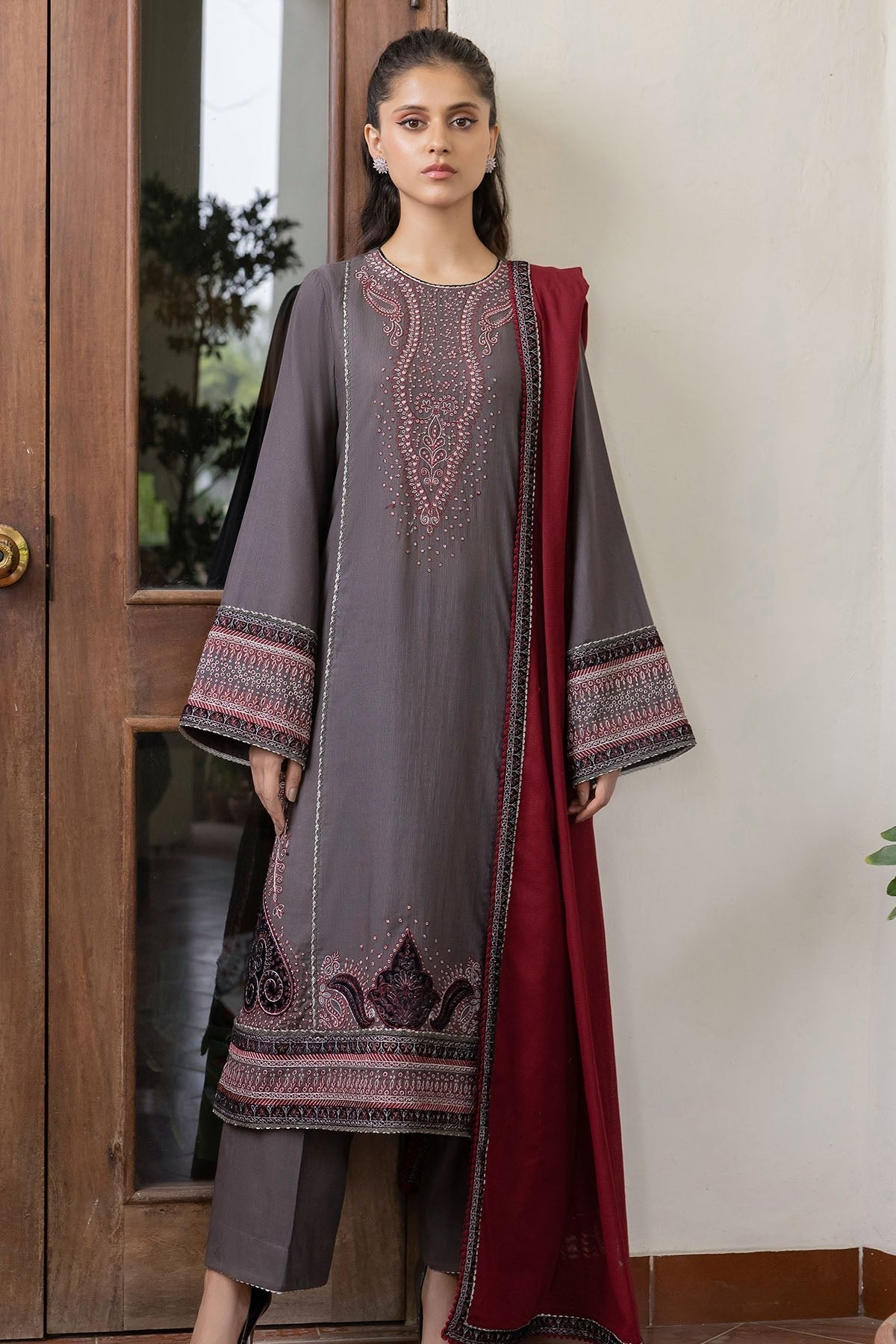 JAZMIN 3 PIECE EMBROIDERED Khadi Net SUIT (UWE-0011)