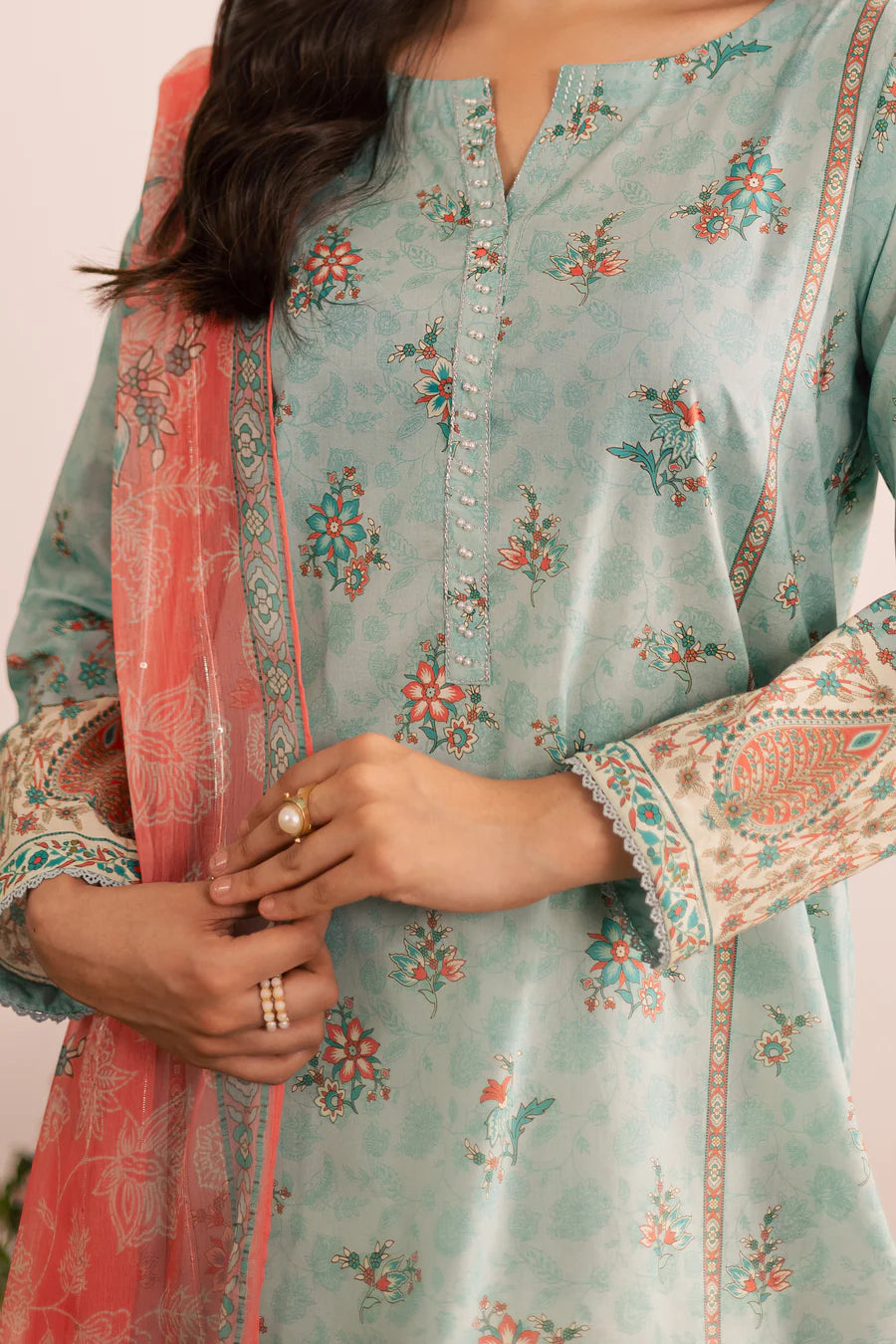 Batik 3Pc Embroidered Lawn Suit Oslo gulbuy.com