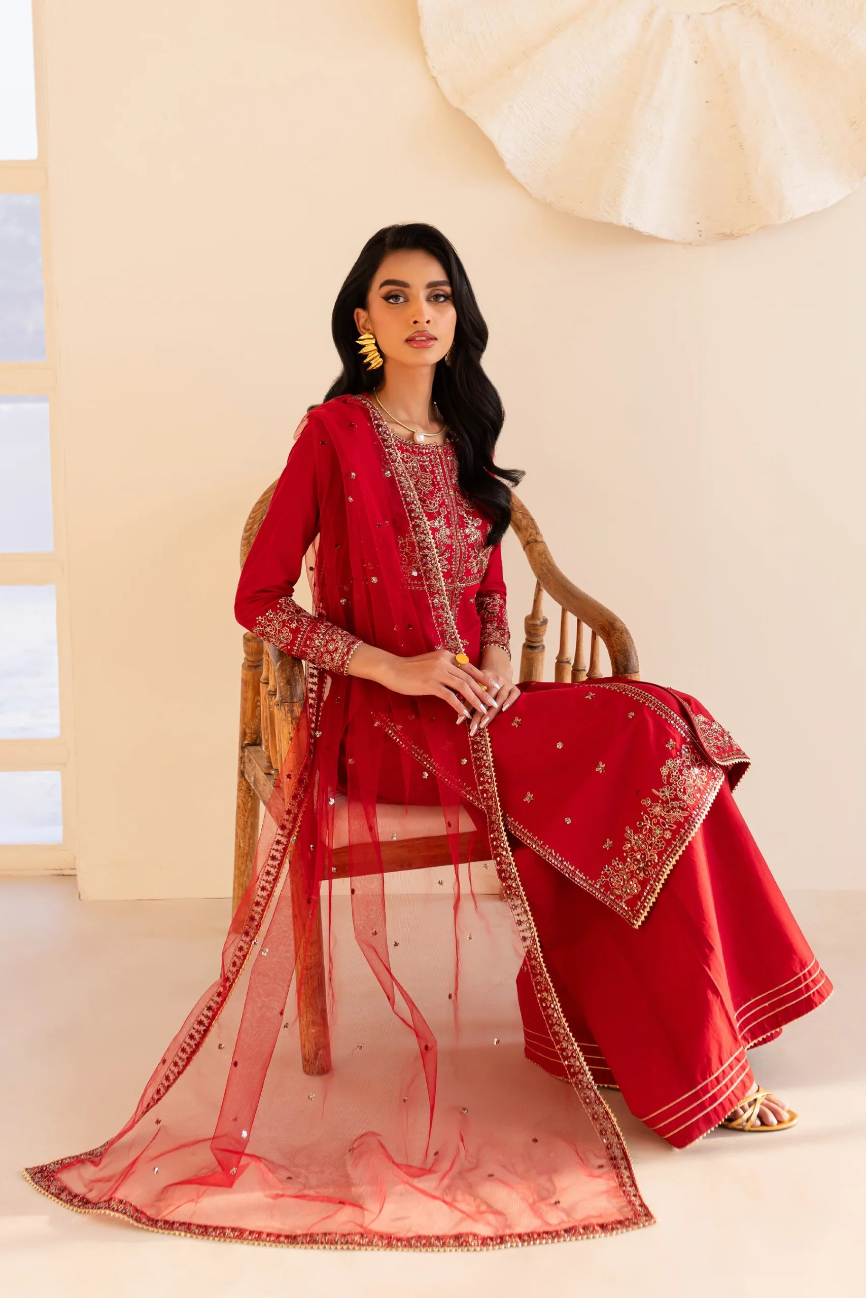 Batik 3Pc Embroidered Lawn Suit Makhmal gulbuy.com