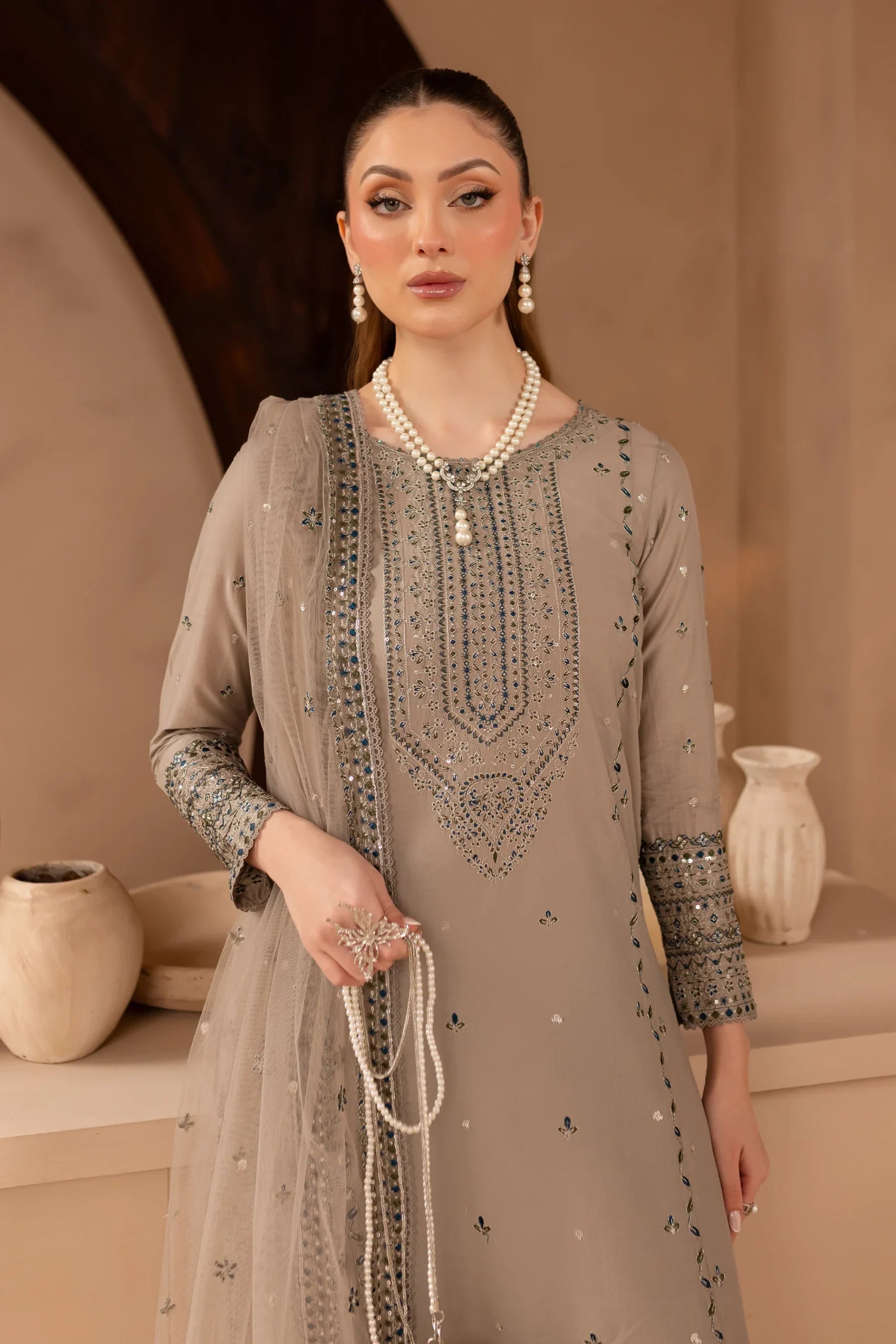 Batik 3Pc Embroidered Lawn Suit Zaria gulbuy.com