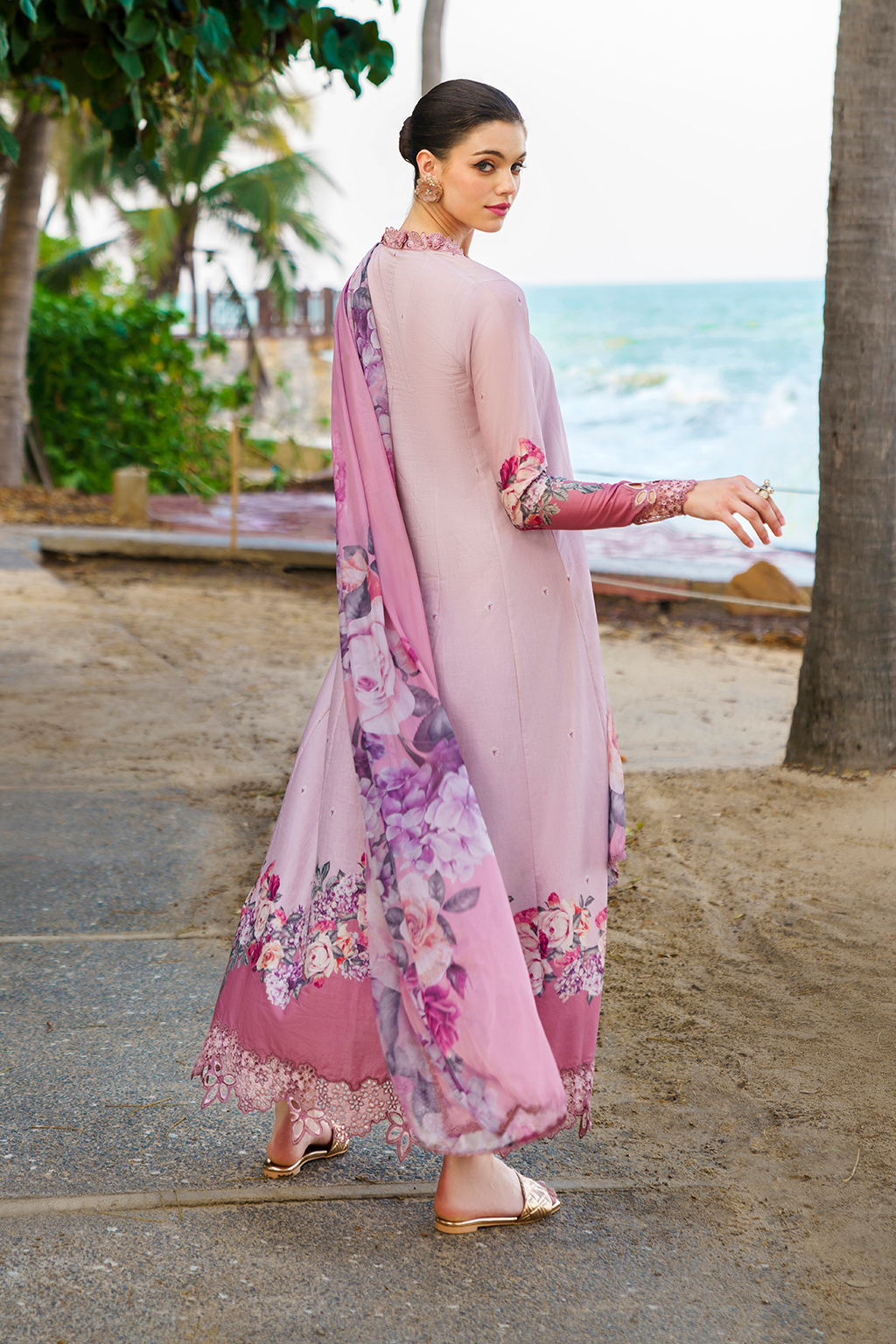 3 PIECE IZNIK PRINTED LAWN SUIT (UE-217)