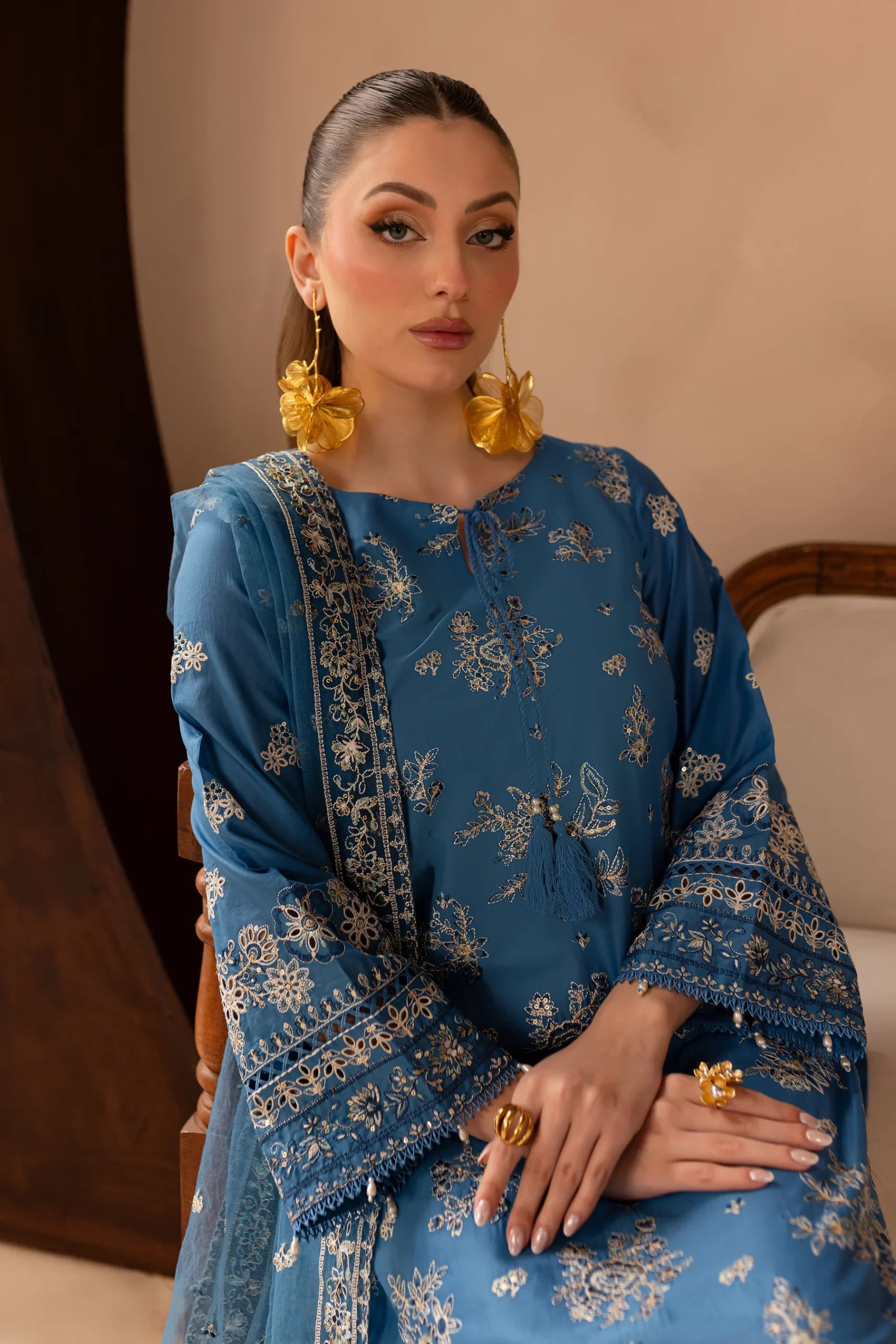 Batik 3Pc Embroidered Lawn Suit Persona gulbuy.com