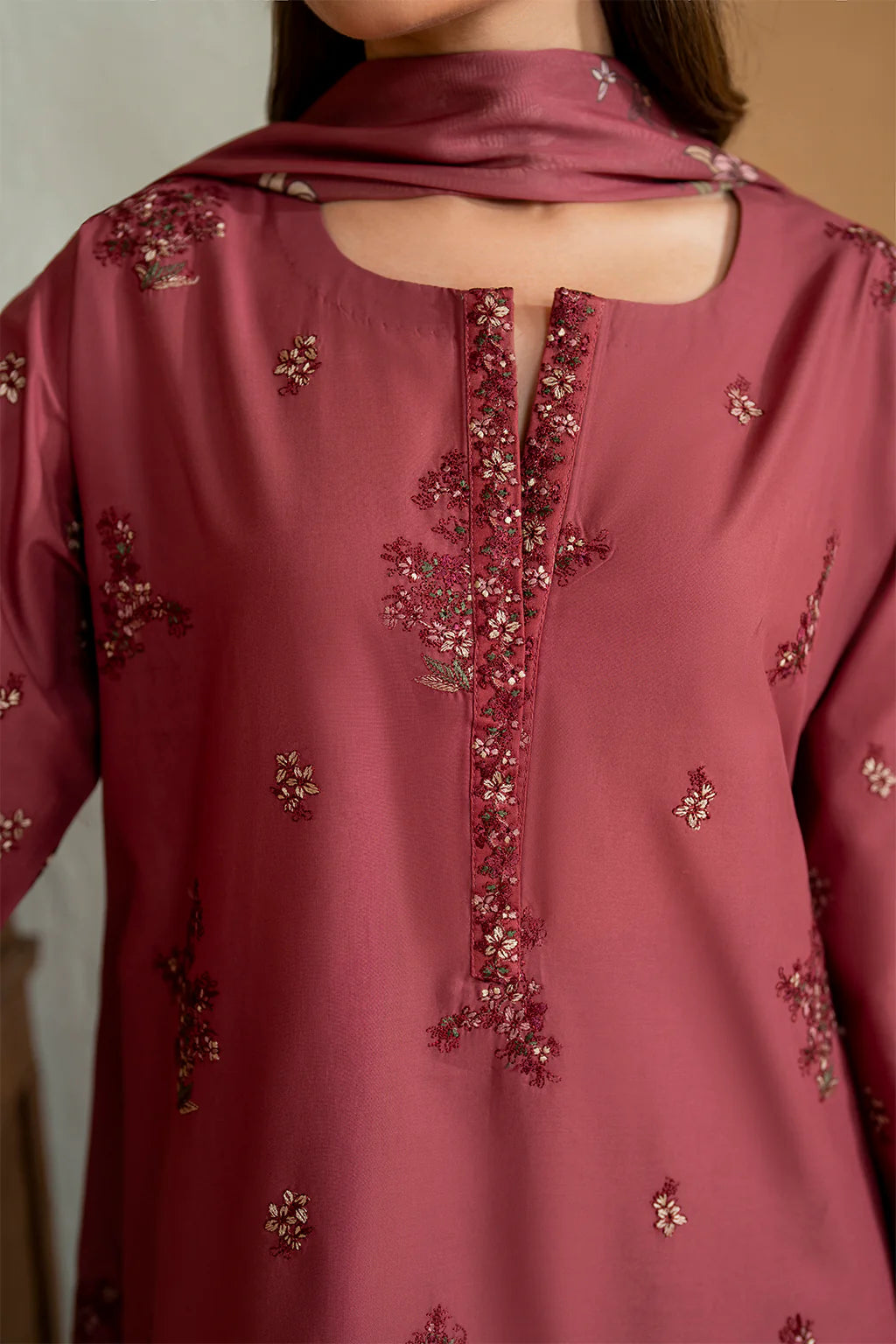 Iznik 3 Pc Printed Lawn Suit UE-469 gulbuy.com