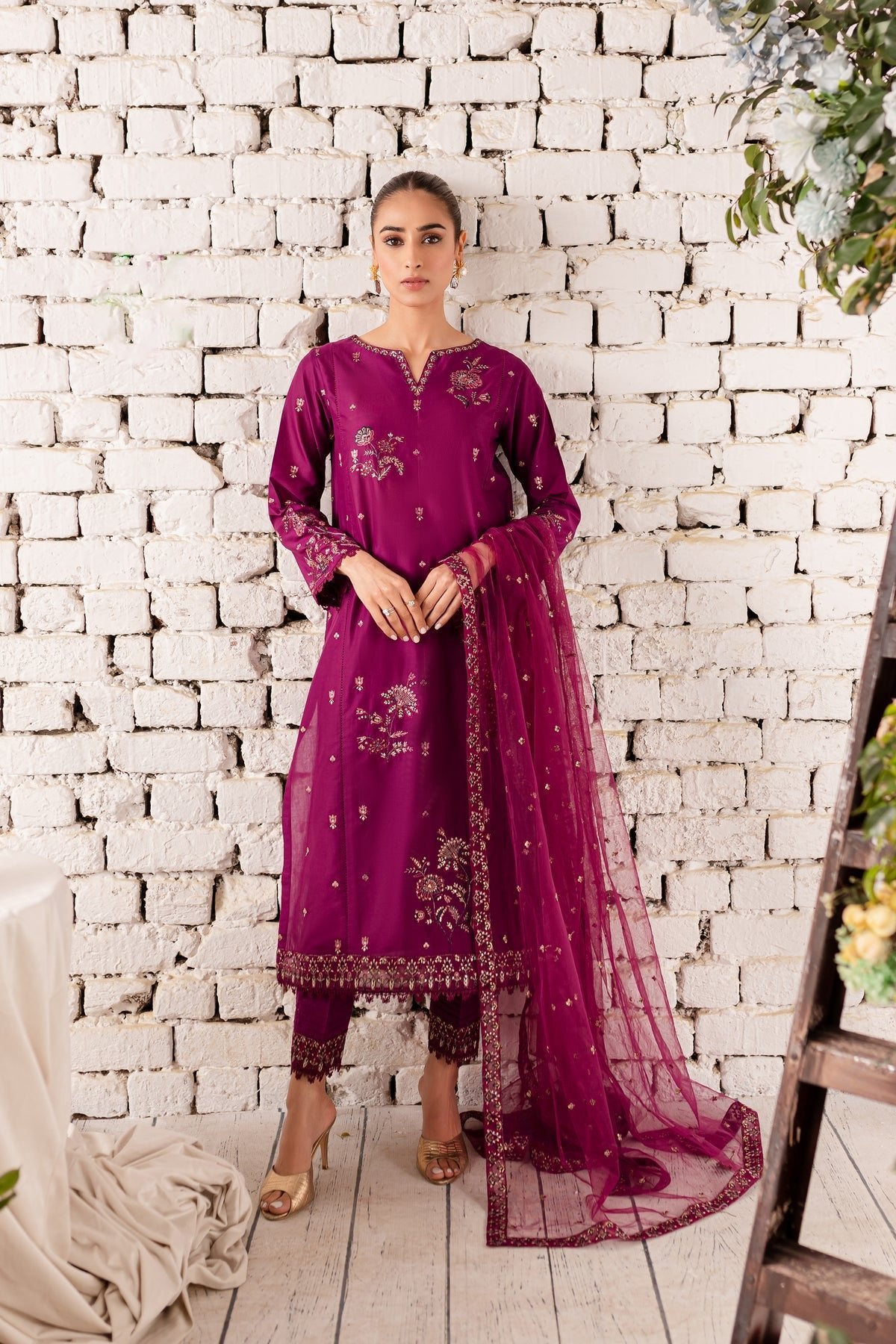 Batik 3Pc Embroidered Lawn Suit (Merlot-3Pc)