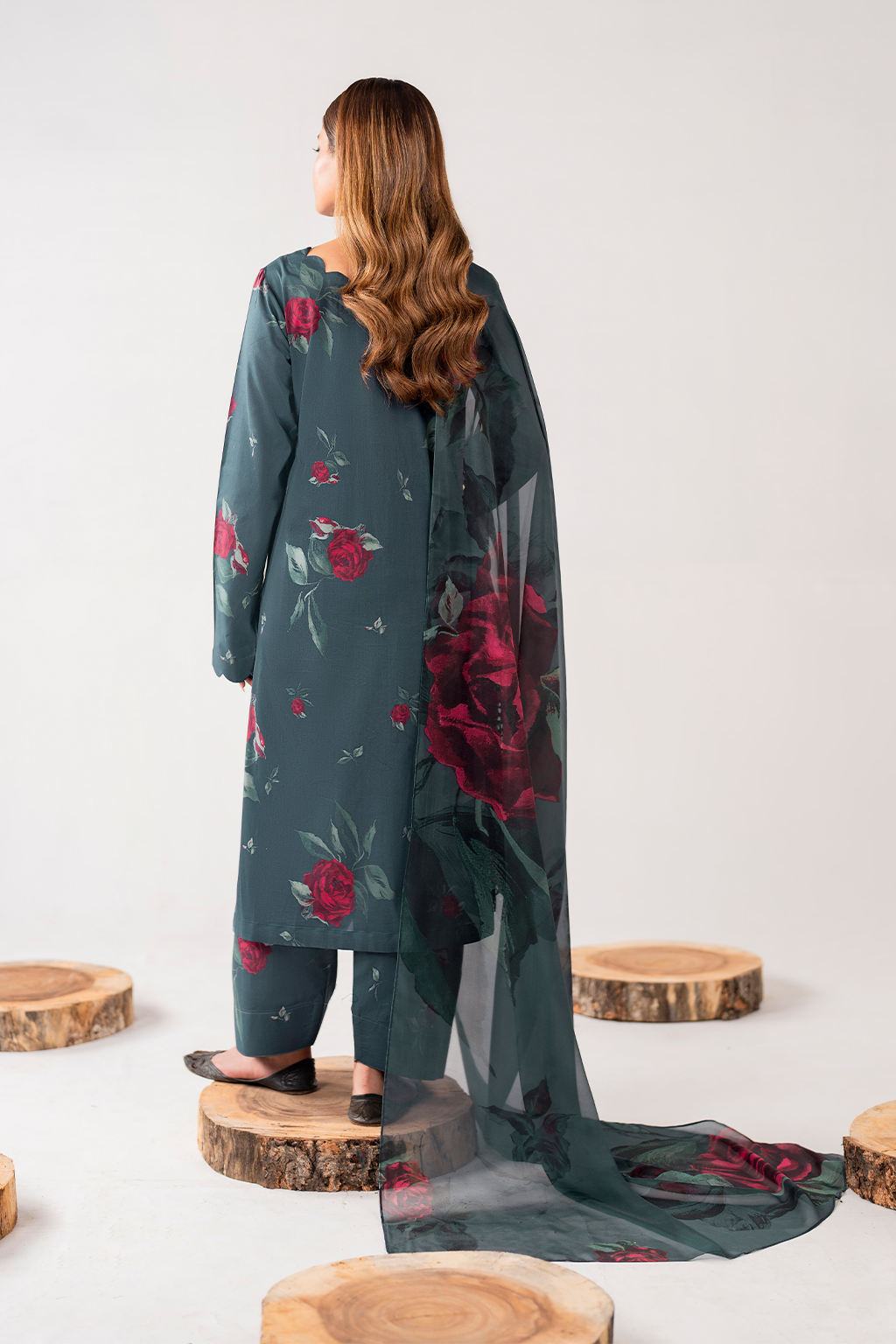 3 PIECE IZNIK PRINTED LAWN SUIT (UE-266)