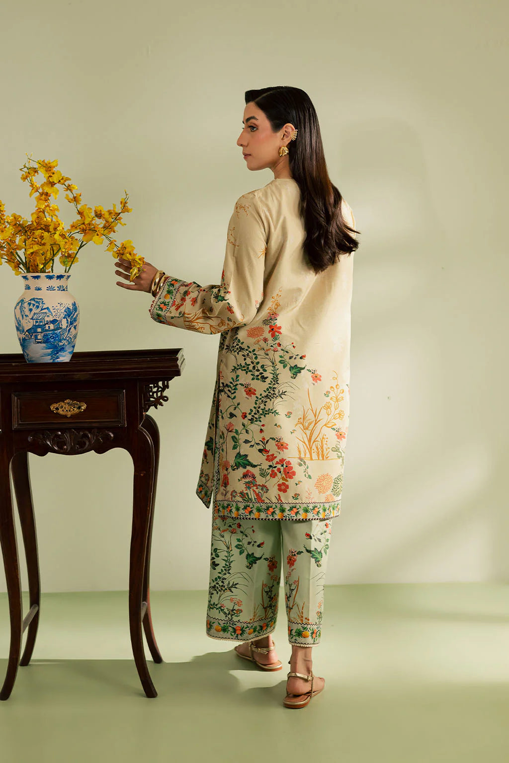 Vanya 2Pc Printed Lawn silk Suit CO-121 gulbuy.com