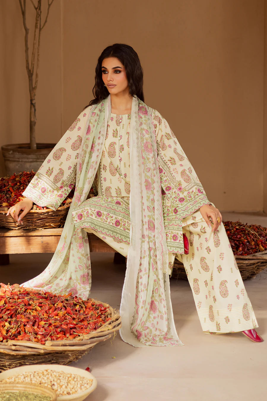 Batik 3Pc Embroidered Lawn Suit Kross gulbuy.com