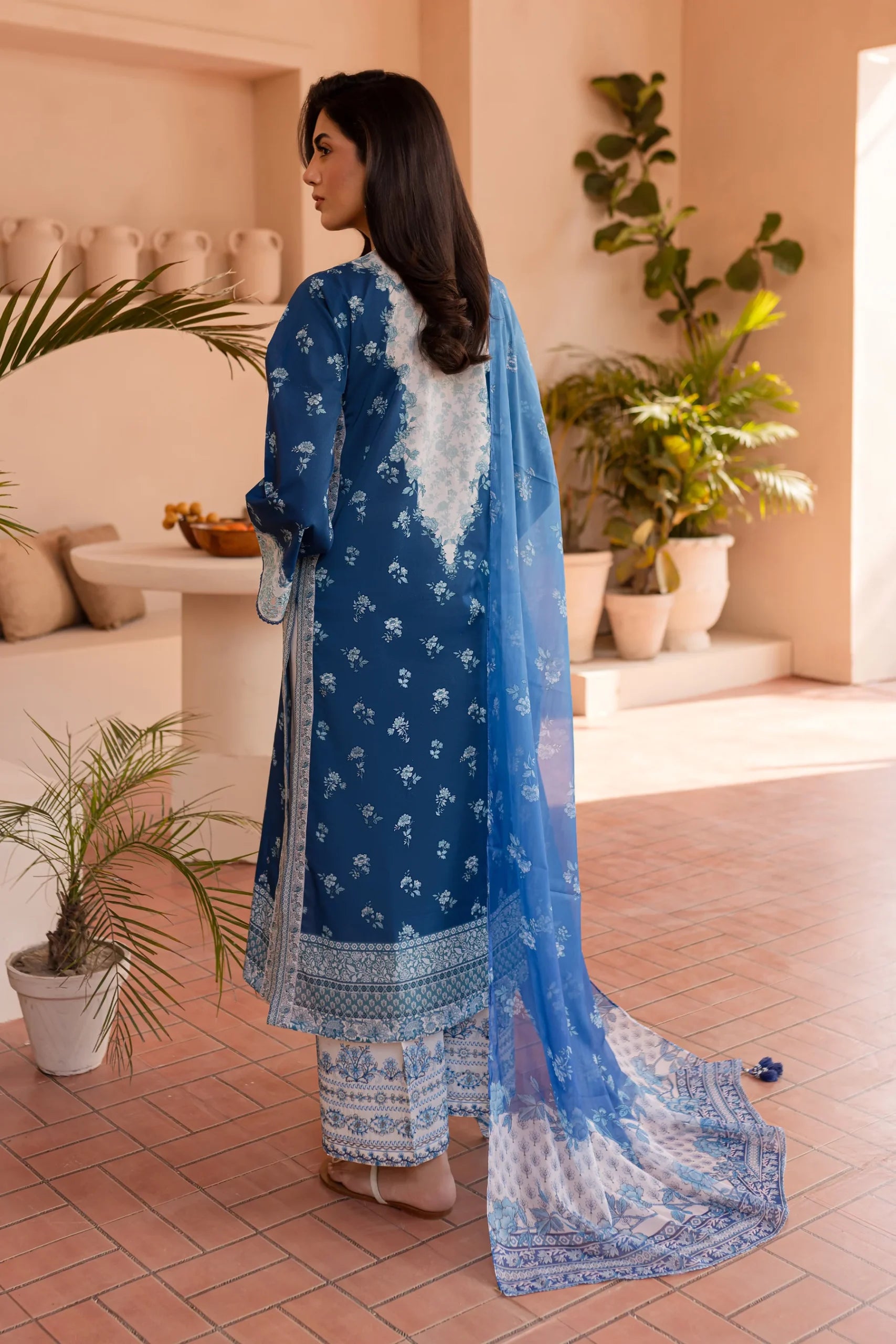 Batik 3Pc Embroidered Lawn Suit Blue Ivy gulbuy.com