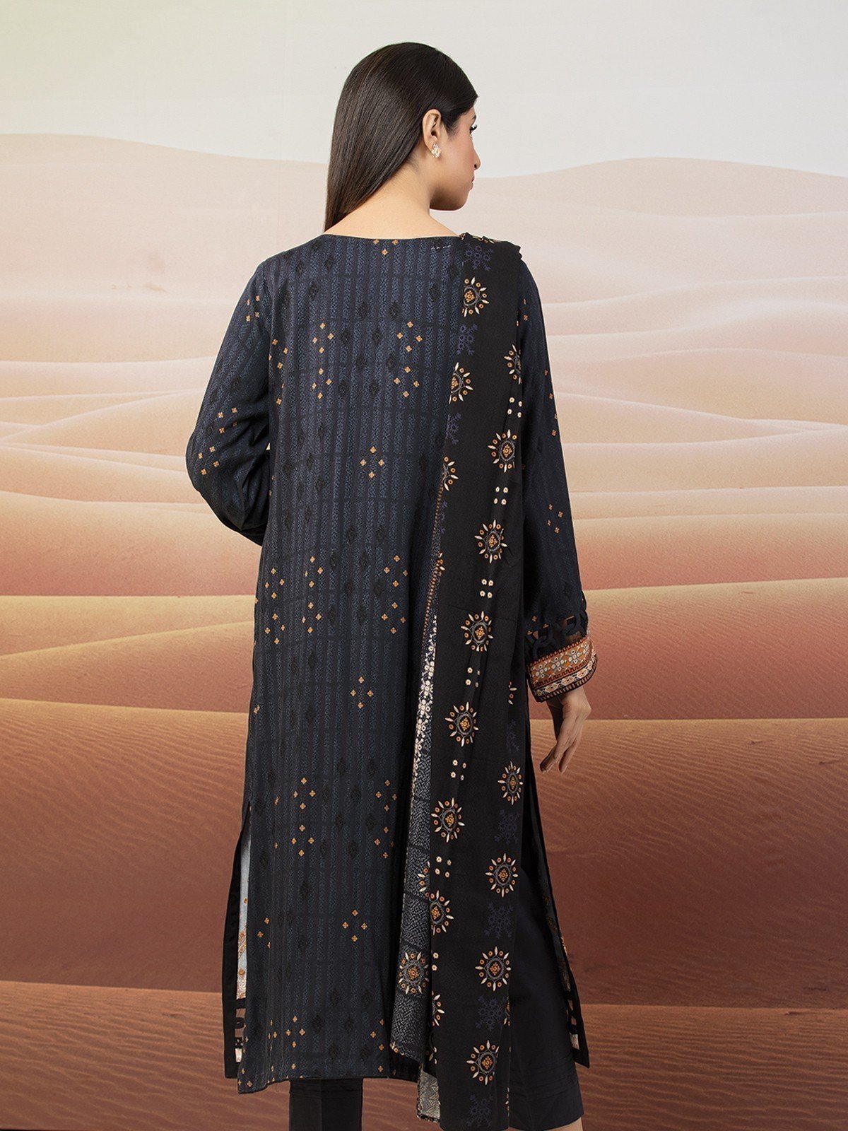 Edenrobe 3 Piece Embroidered Khaddar Suit (EWU22V11-25110)