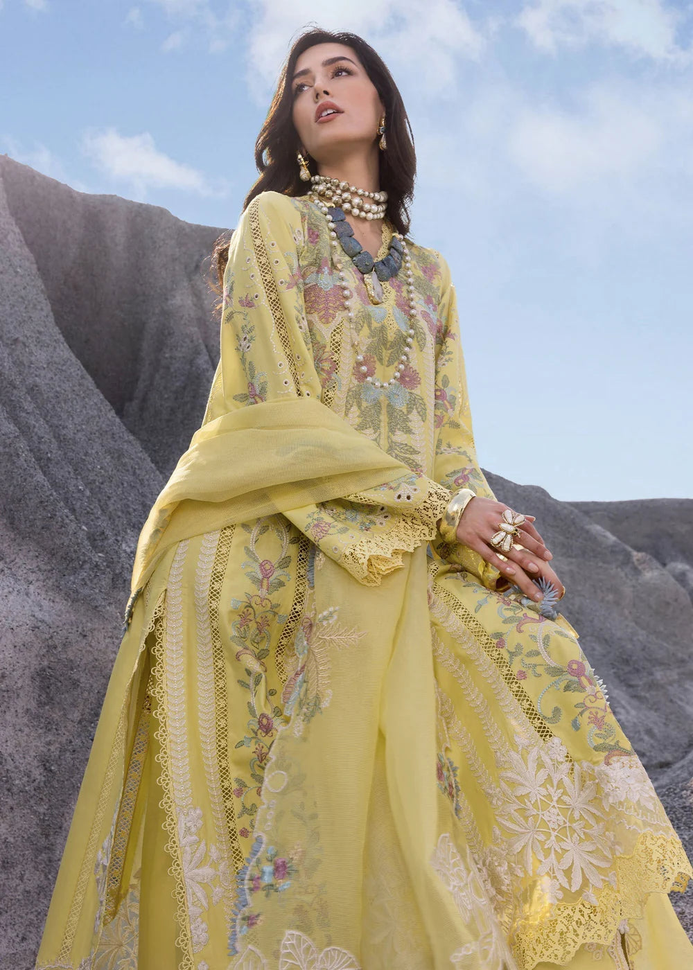 Saira Shakira 3Pc Embroidered Lawn Suit DILARA-B gulbuy.com