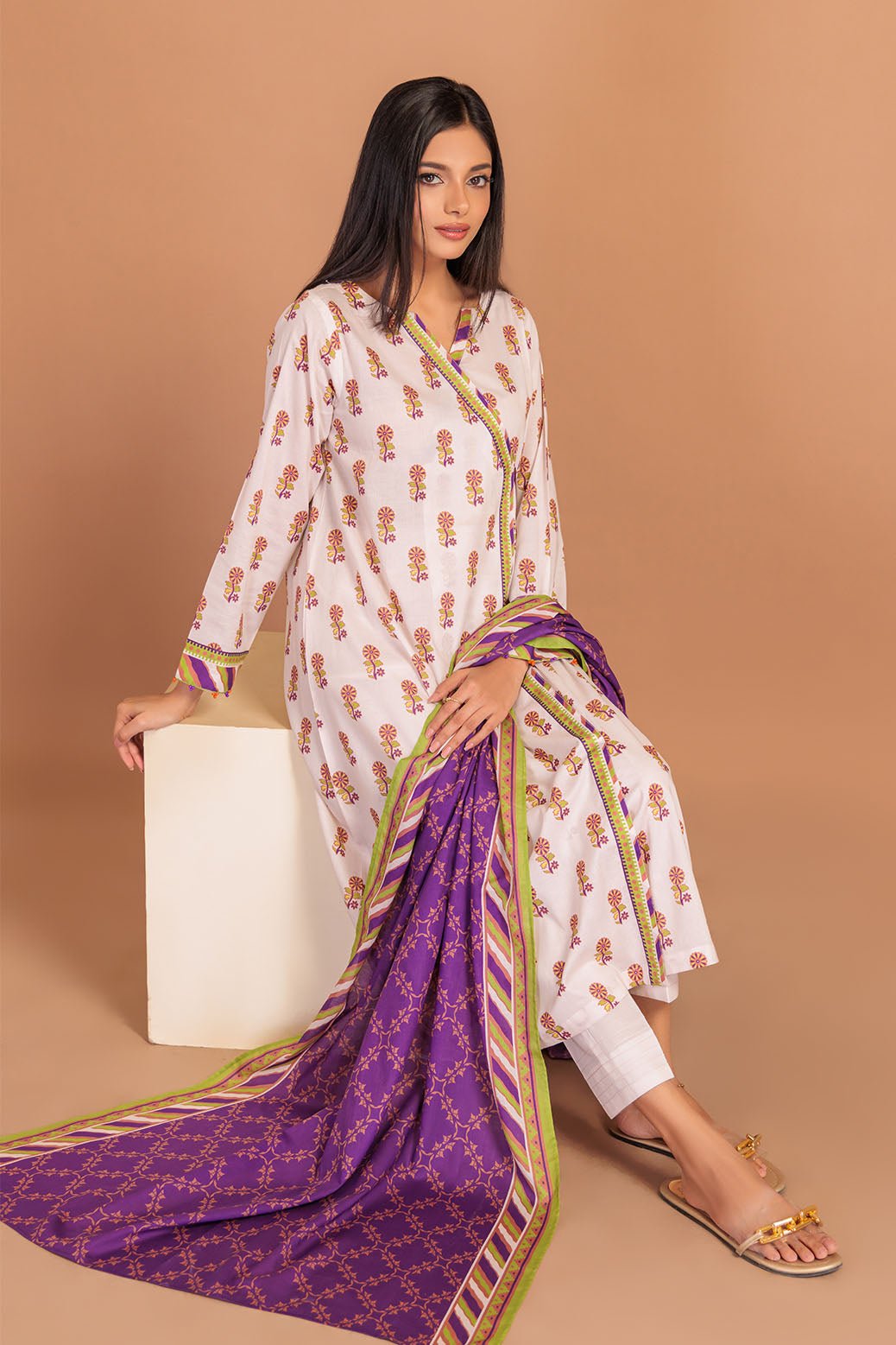 BONANZA SATRANGI 3PC PRINTED LAWN SUIT (2S24P3P061)