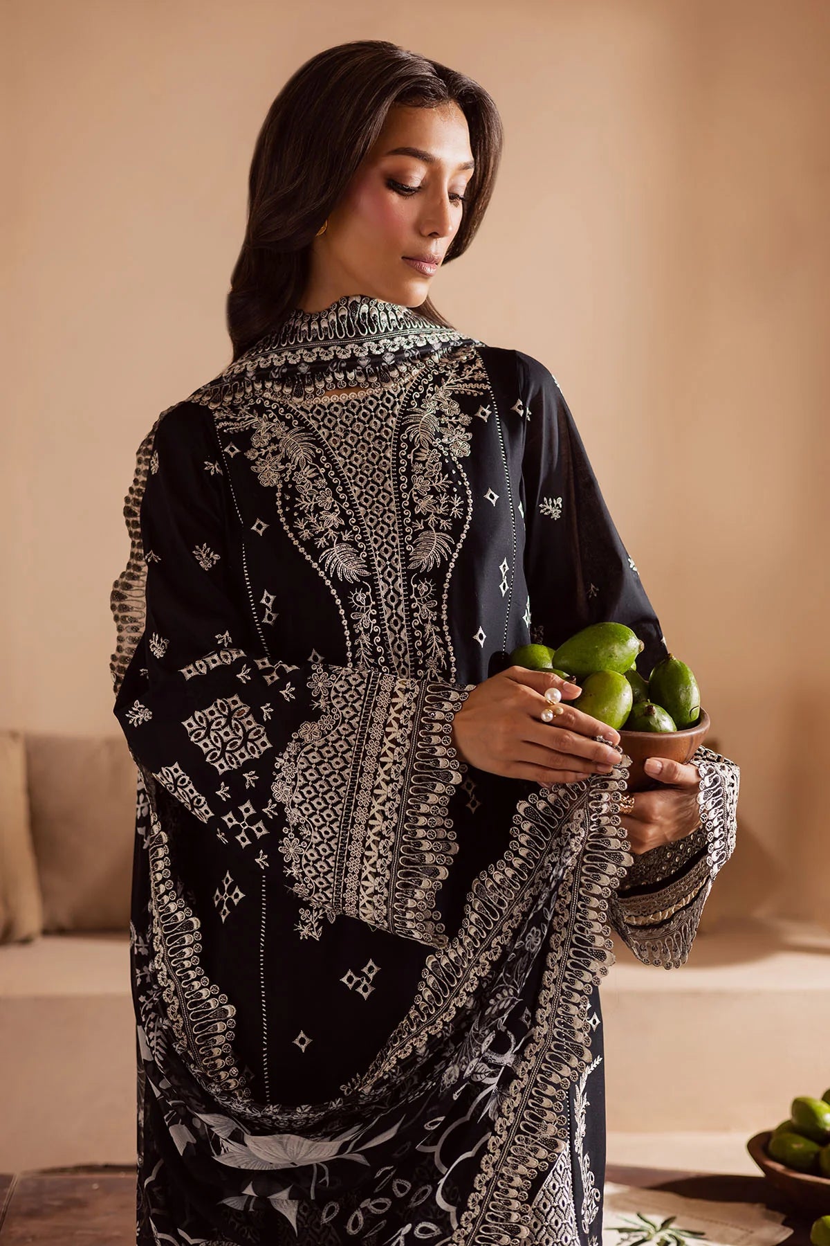 Nureh 3Pc Embroidered Lawn Suit NE- 167 gulbuy.com