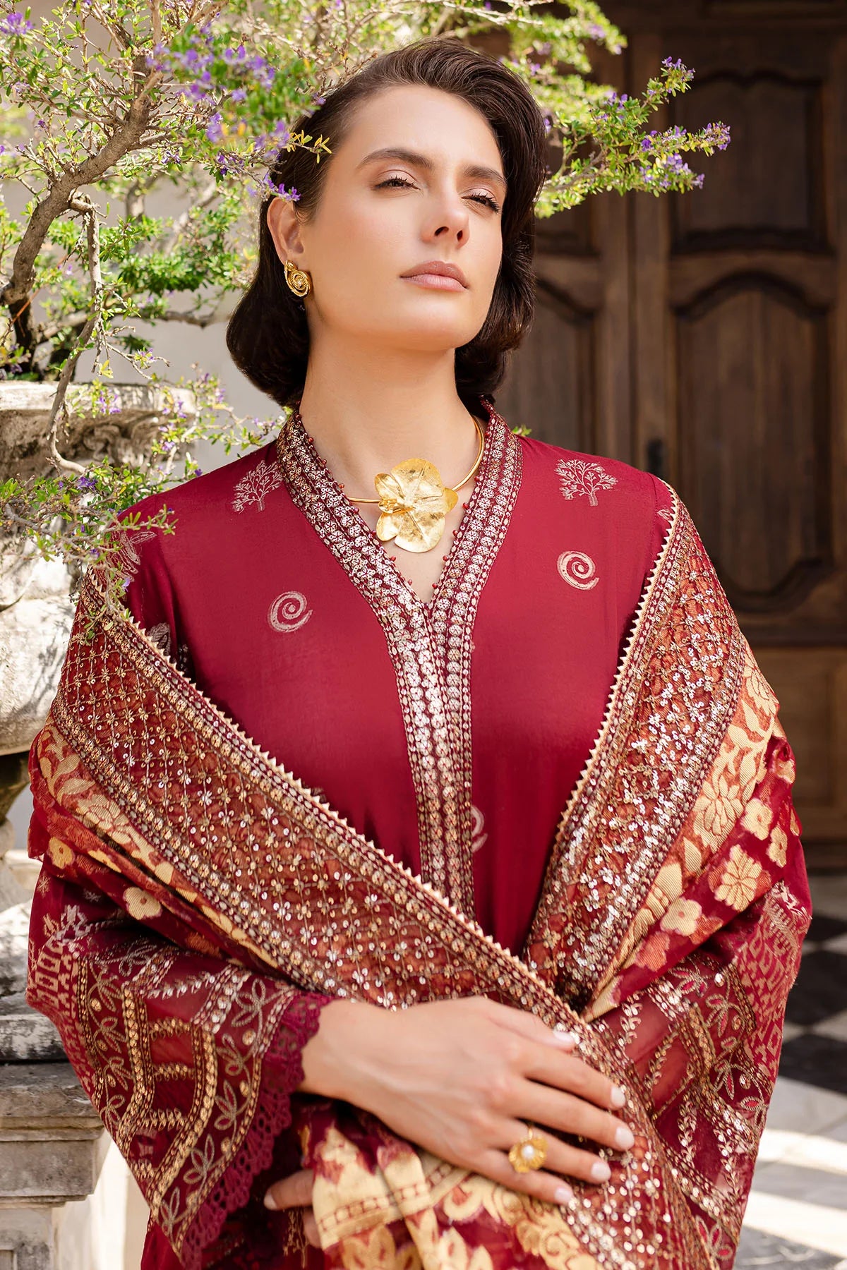Nureh 3Pc Embroidered Jacquard Lawn Suit NE-155 gulbuy.com