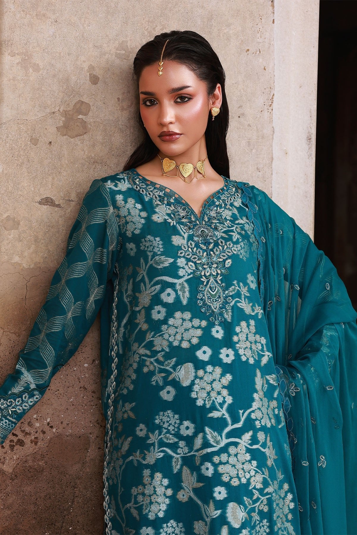 Nureh 3Pc Embroidered Jacquard Suit NJ-101 gulbuy.com