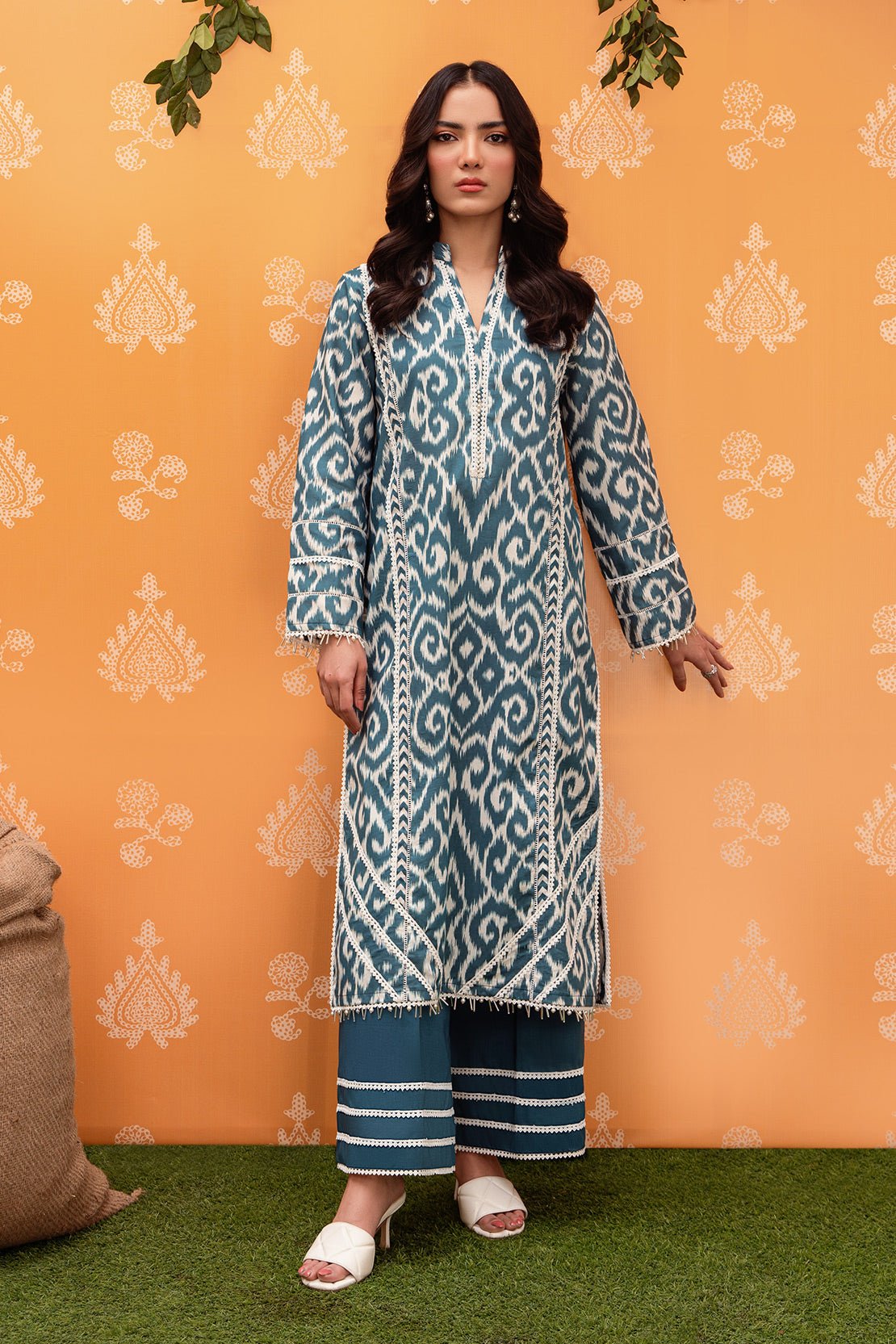SO KAMAL 2PC PRINTED LAWN SUIT (DPL-3782-Suit)