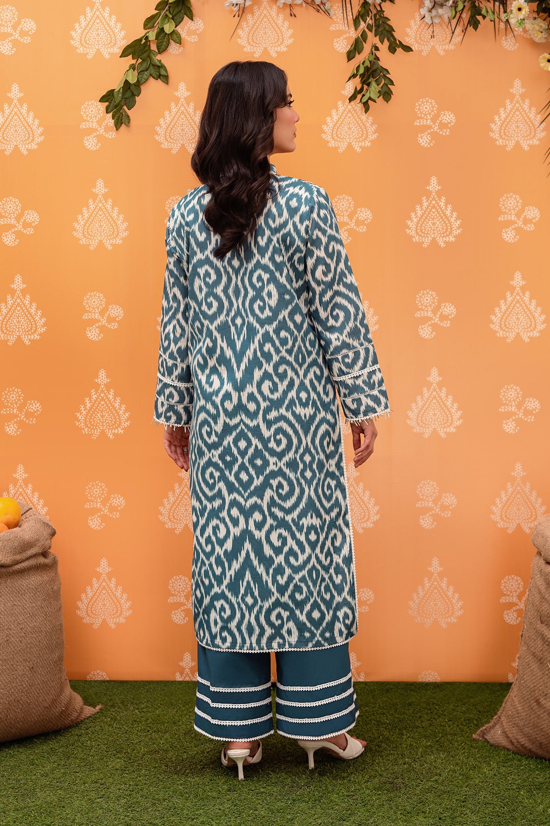 SO KAMAL 2PC PRINTED LAWN SUIT (DPL-3782-Suit)