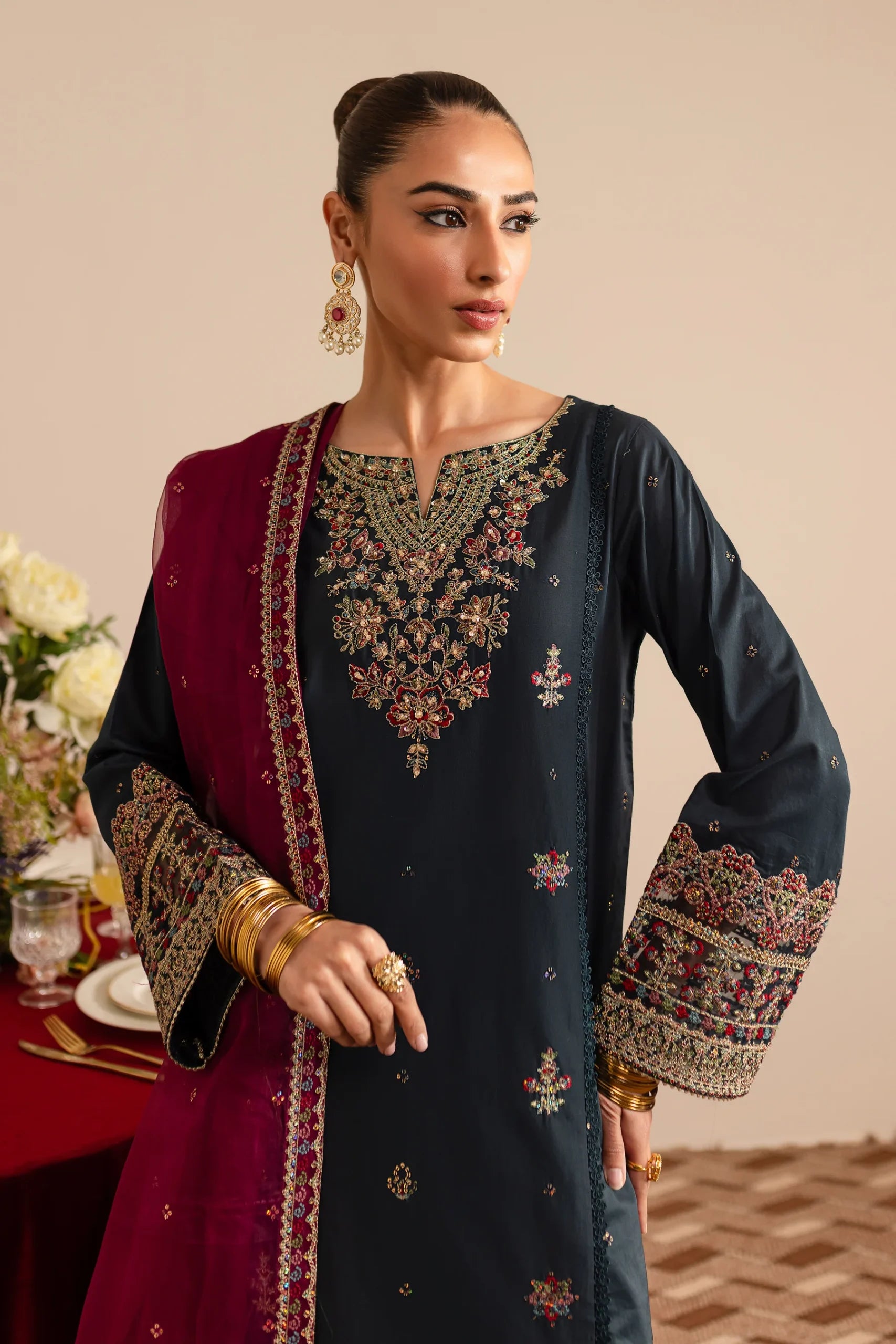 Batik 3Pc Embroidered Lawn Suit Sailesh gulbuy.com