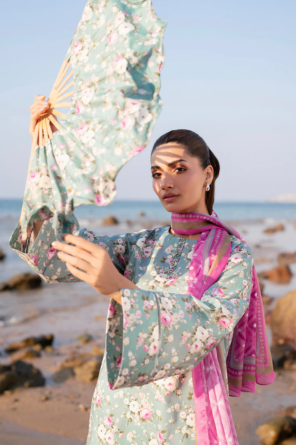 Jazmin 3Pc Digital Printed Lawn Suit USE-9155 gulbuy.com