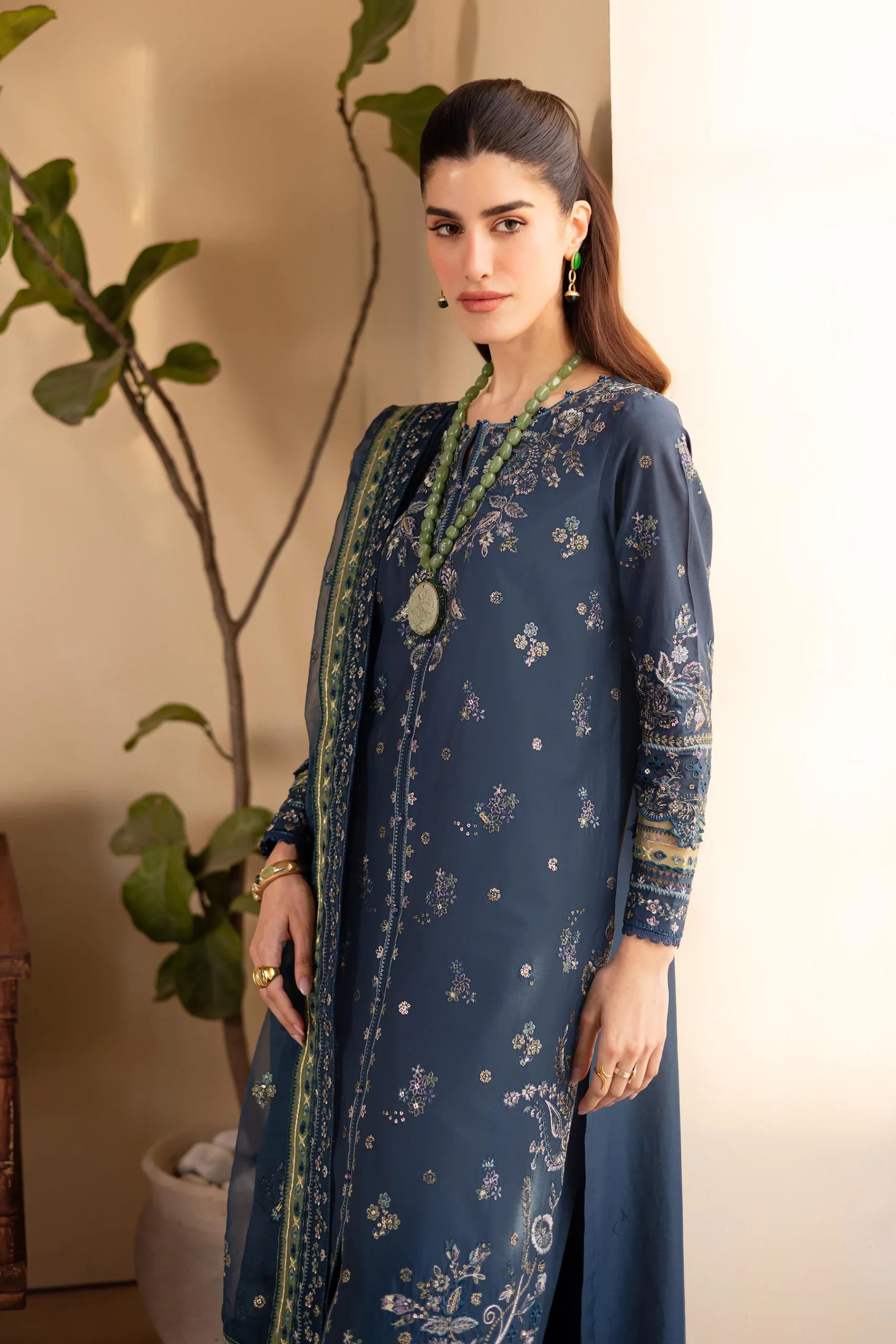 Batik 3Pc Embroidered Lawn Suit Twisto gulbuy.com