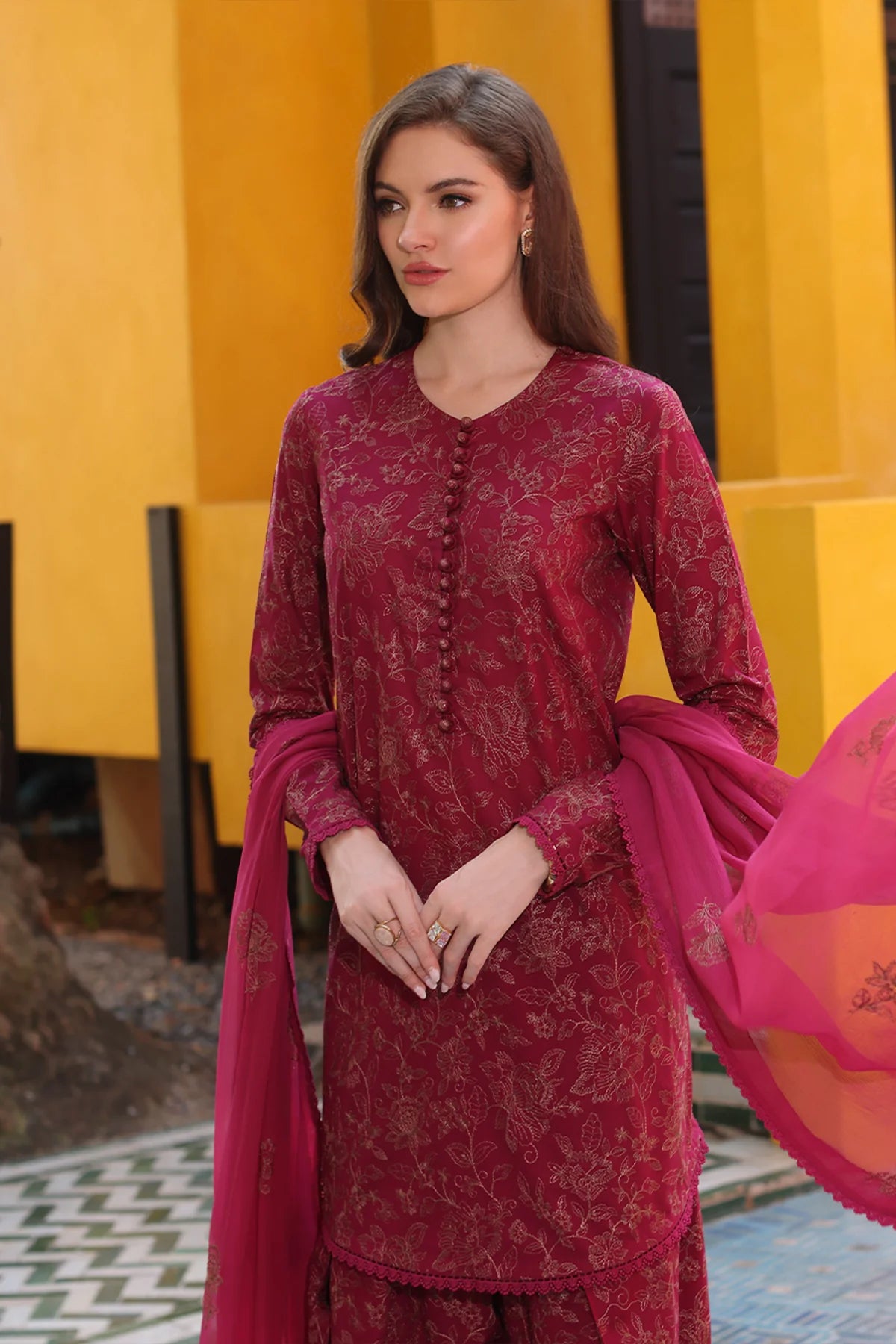 Gul Attire 3Pc Embroidered lawn Suit GA2035 gulbuy.com