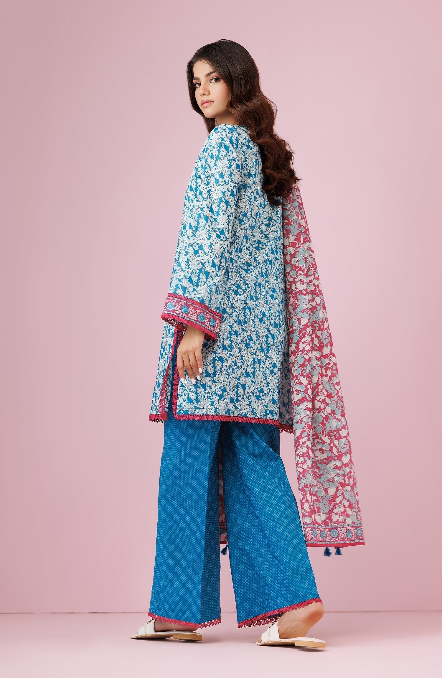 Orient 3 Piece Printed Lawn Suit (OTL-24-217/U-BLUE)