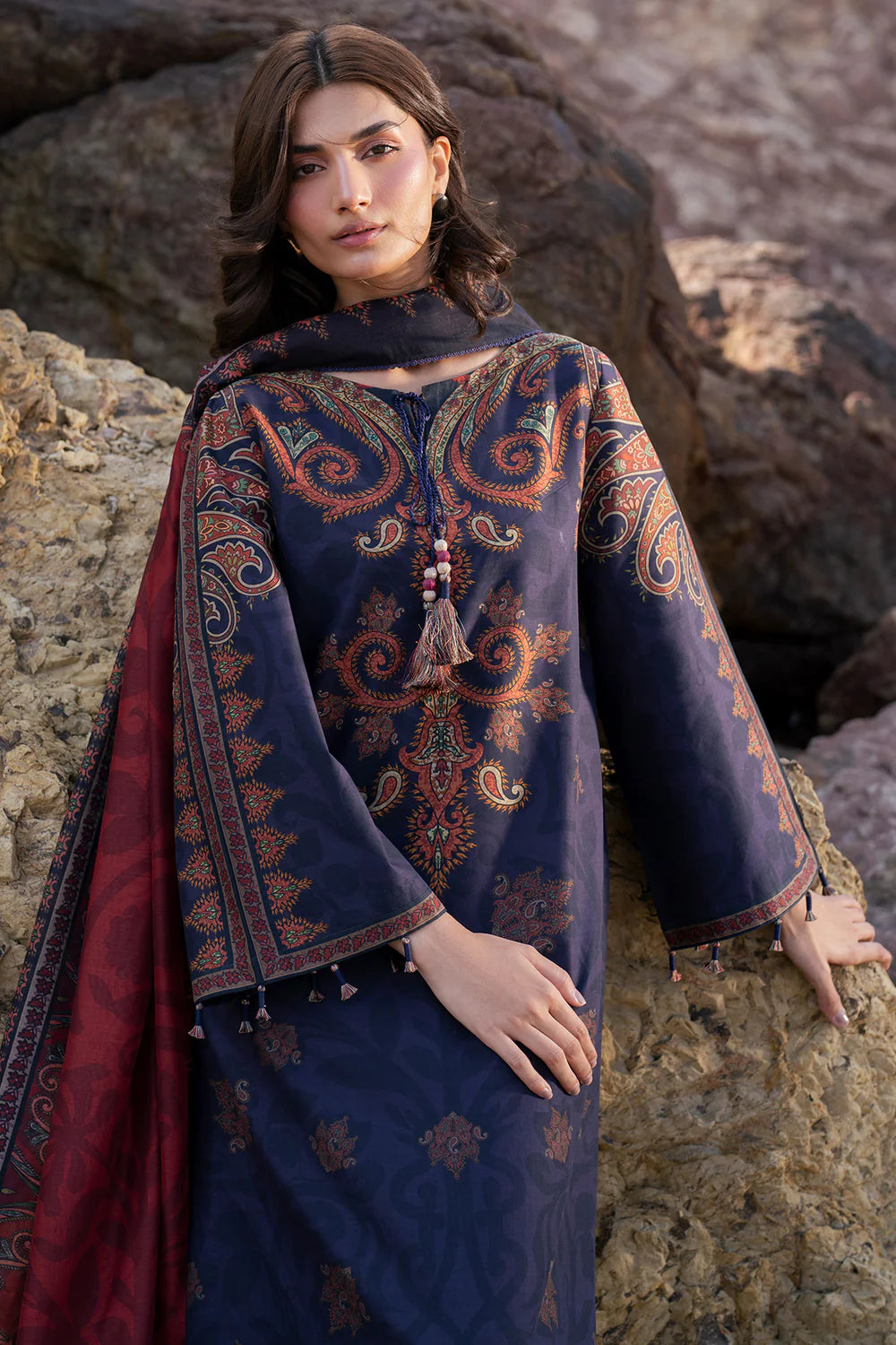 Jazmin 3Pc Digital Printed Lawn Suit USE-9171 gulbuy.com