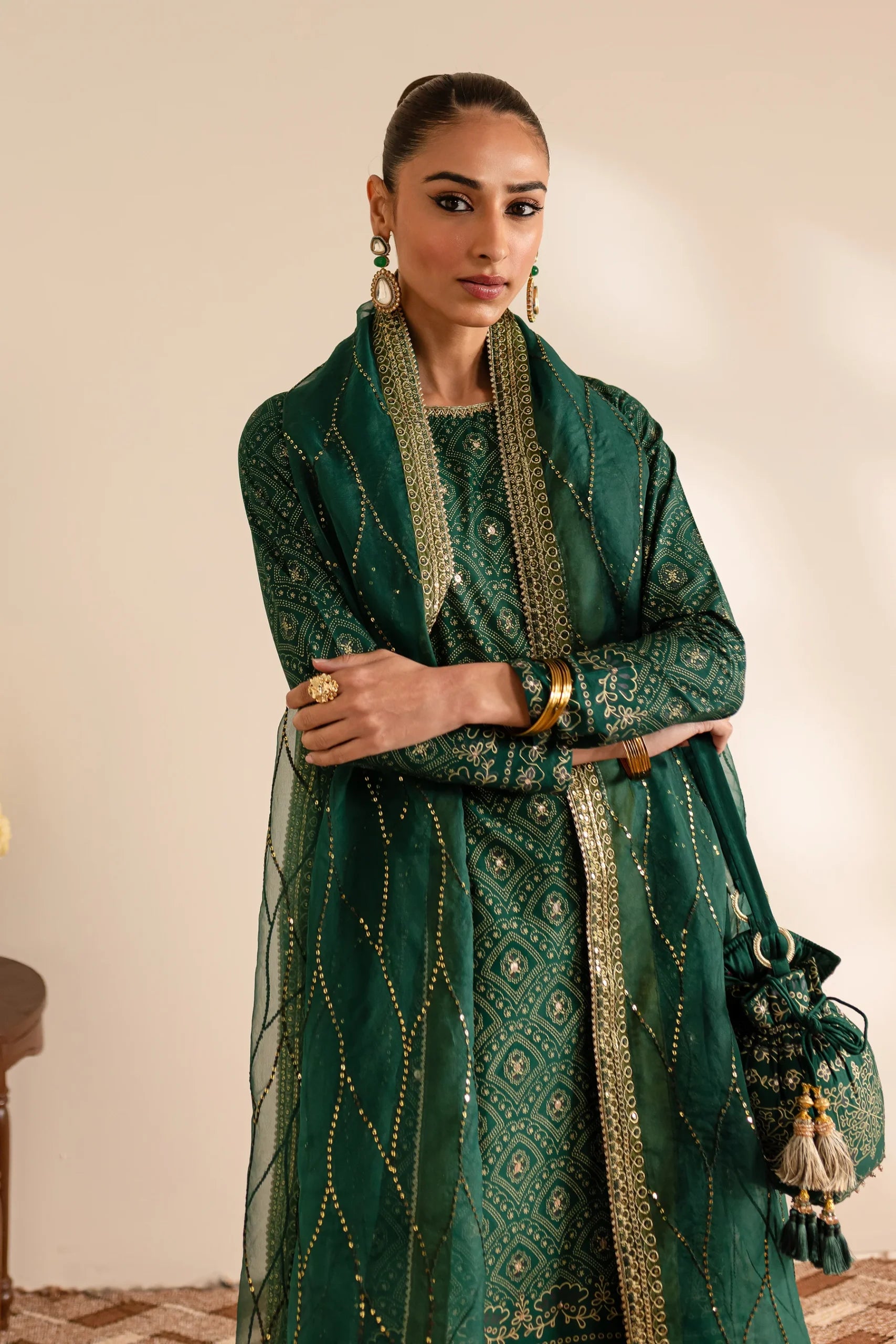 Batik 3Pc Embroidered Lawn Suit Forest Green gulbuy.com