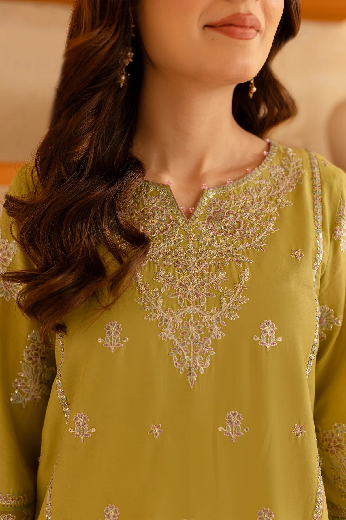 Batik 2Pc Embroidered Lawn Suit Arsh gulbuy.com