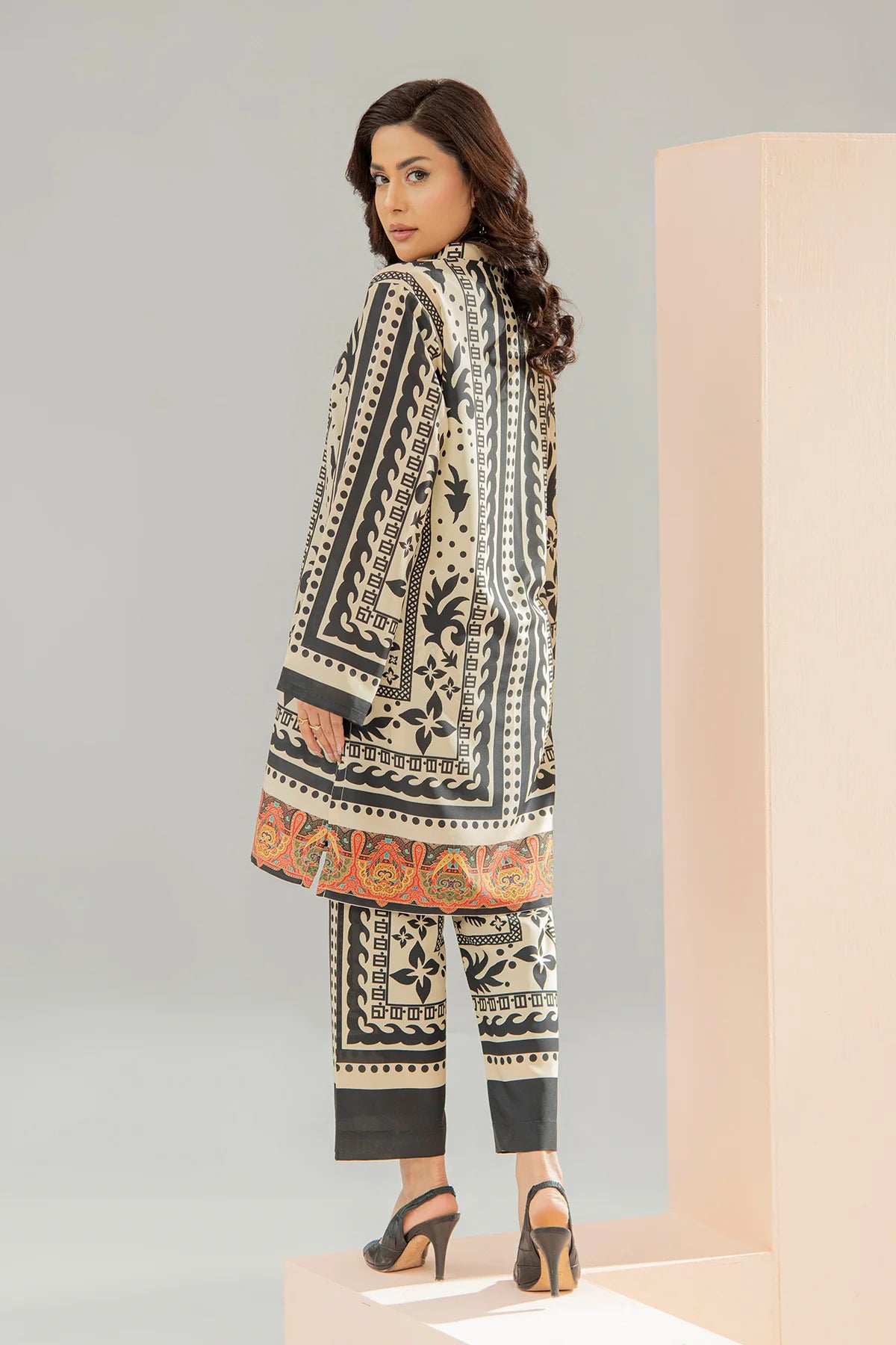 Be Yourself 2Pc Printed Cotton Silk Suit BA-001 gulbuy.com