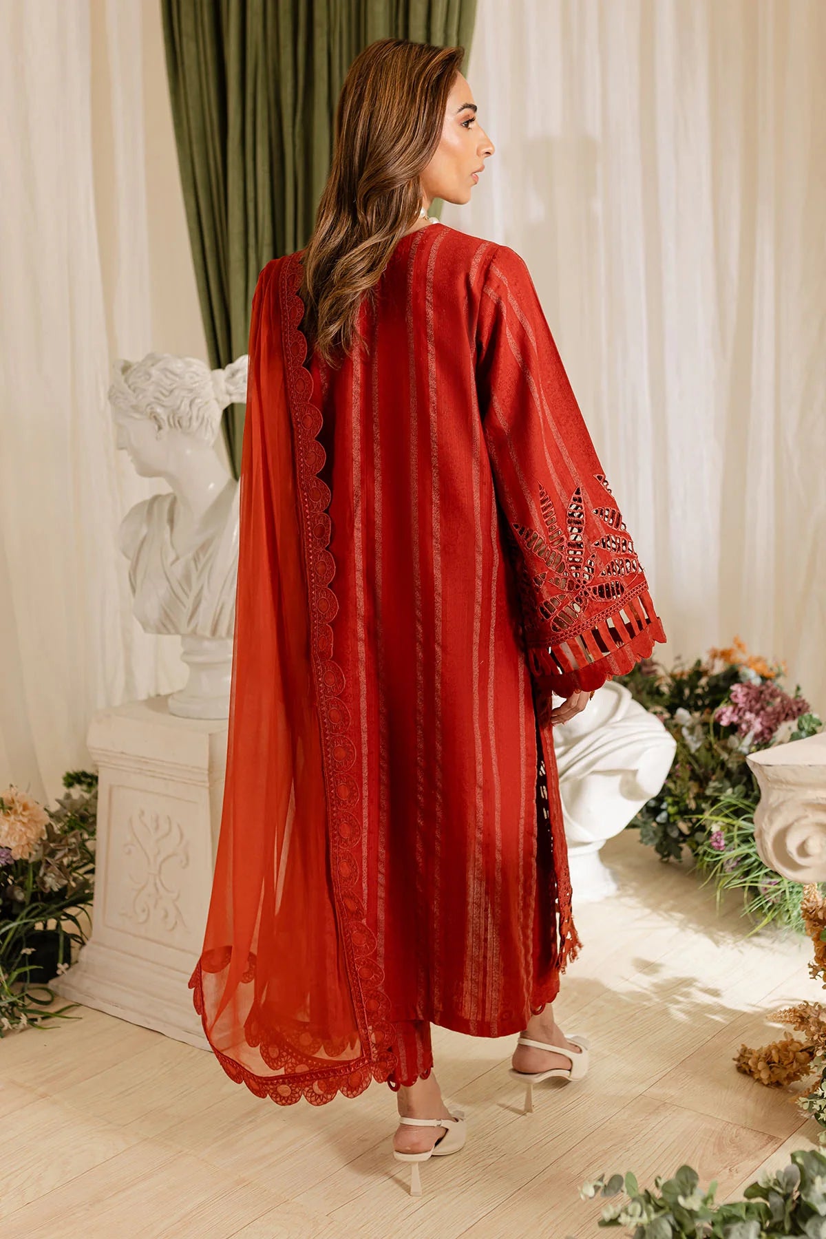 Nureh 3Pc Embroidered Jacquard Suit NP-559 gulbuy.com