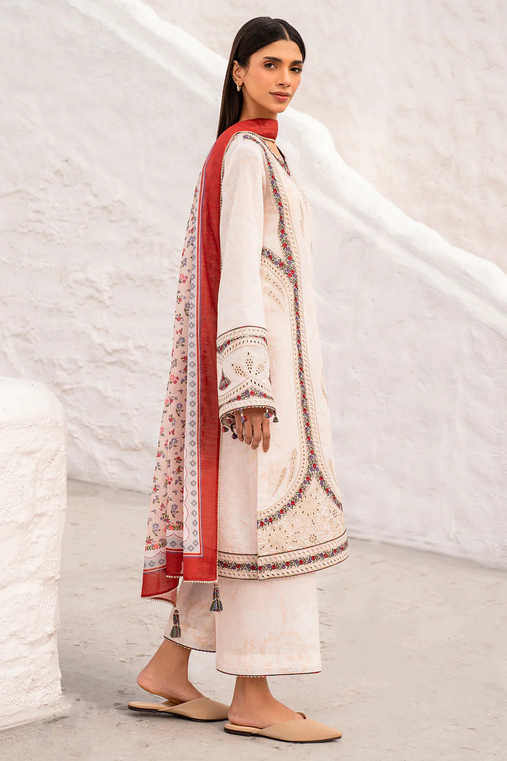 Jazmin 3Pc Embroidered Lawn Suit USE-9113 gulbuy.com