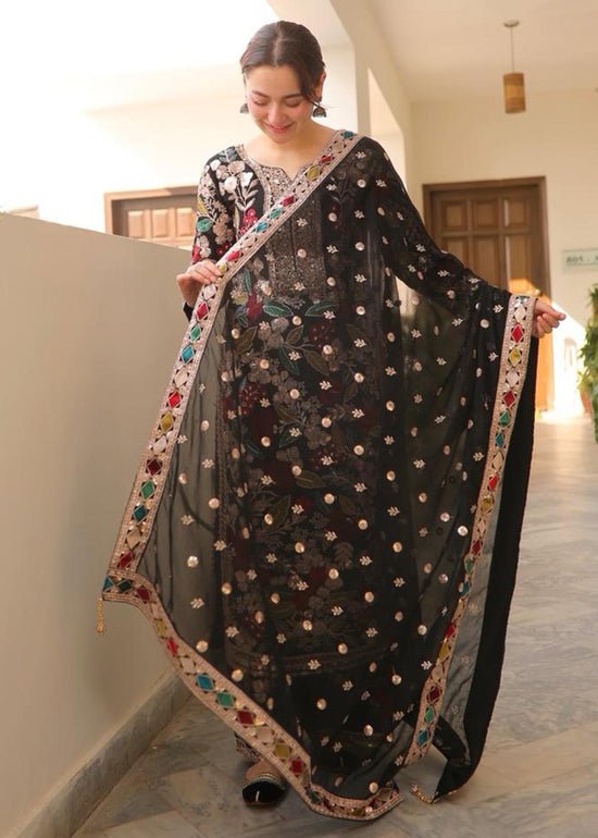 Embroidered 4PC Chiffon Haseens Suit Mehnaaz OQA5372