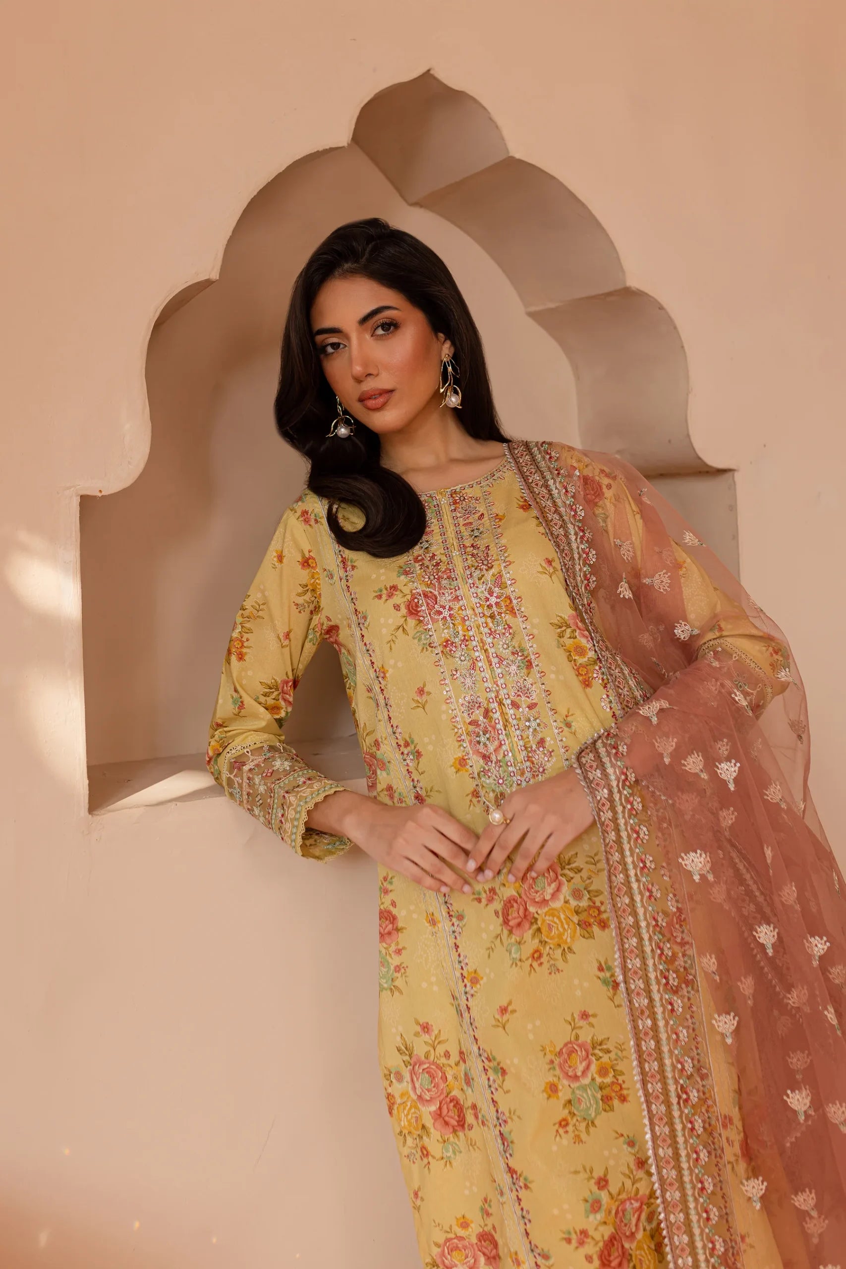 Batik 3Pc Embroidered Lawn Suit Wave gulbuy.com
