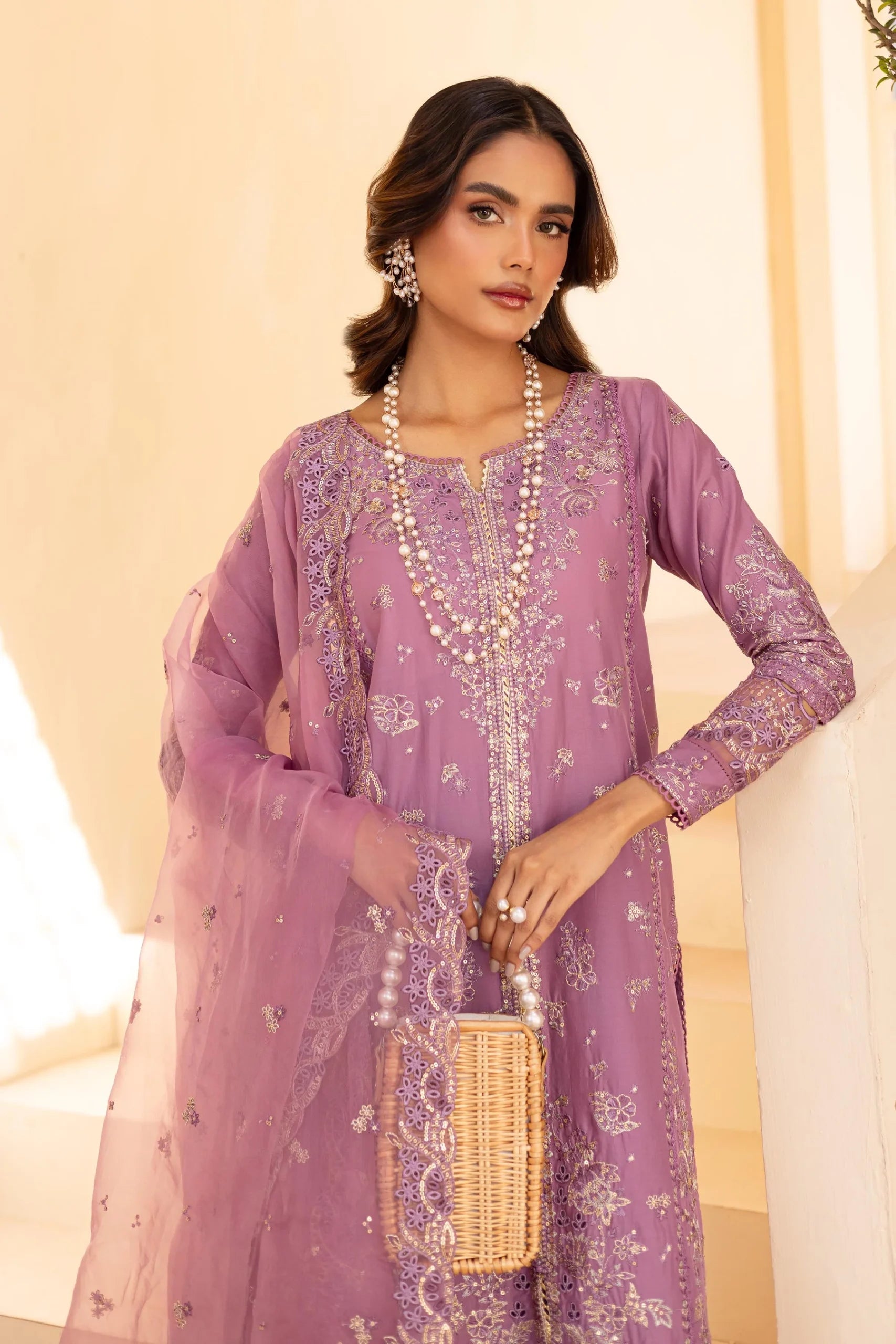 Batik 3Pc Embroidered Lawn Suit Tofu gulbuy.com
