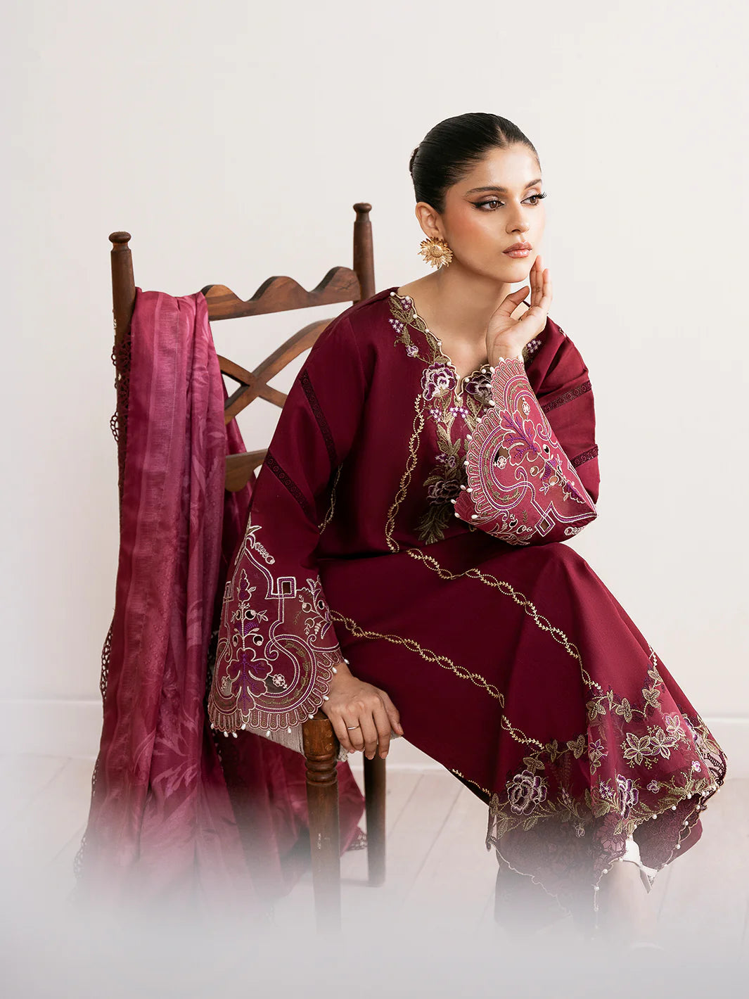 Binilyas 3Pc Embroidered Lawn Suit 76-B gulbuy.com