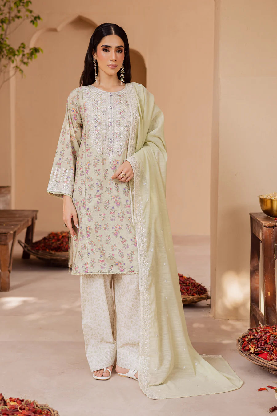 Batik 3Pc Embroidered Lawn Suit Lilo XL gulbuy.com
