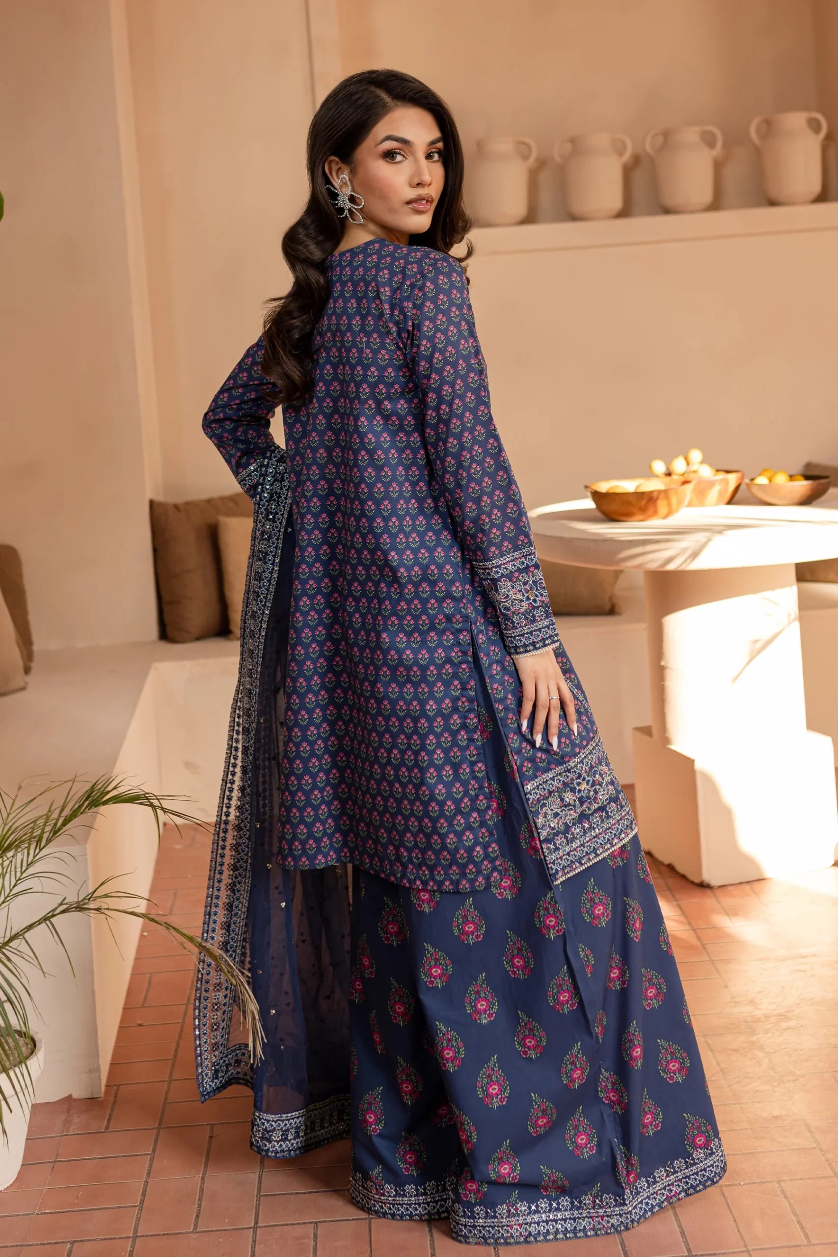 Batik 3Pc Embroidered Lawn Suit Mindy gulbuy.com