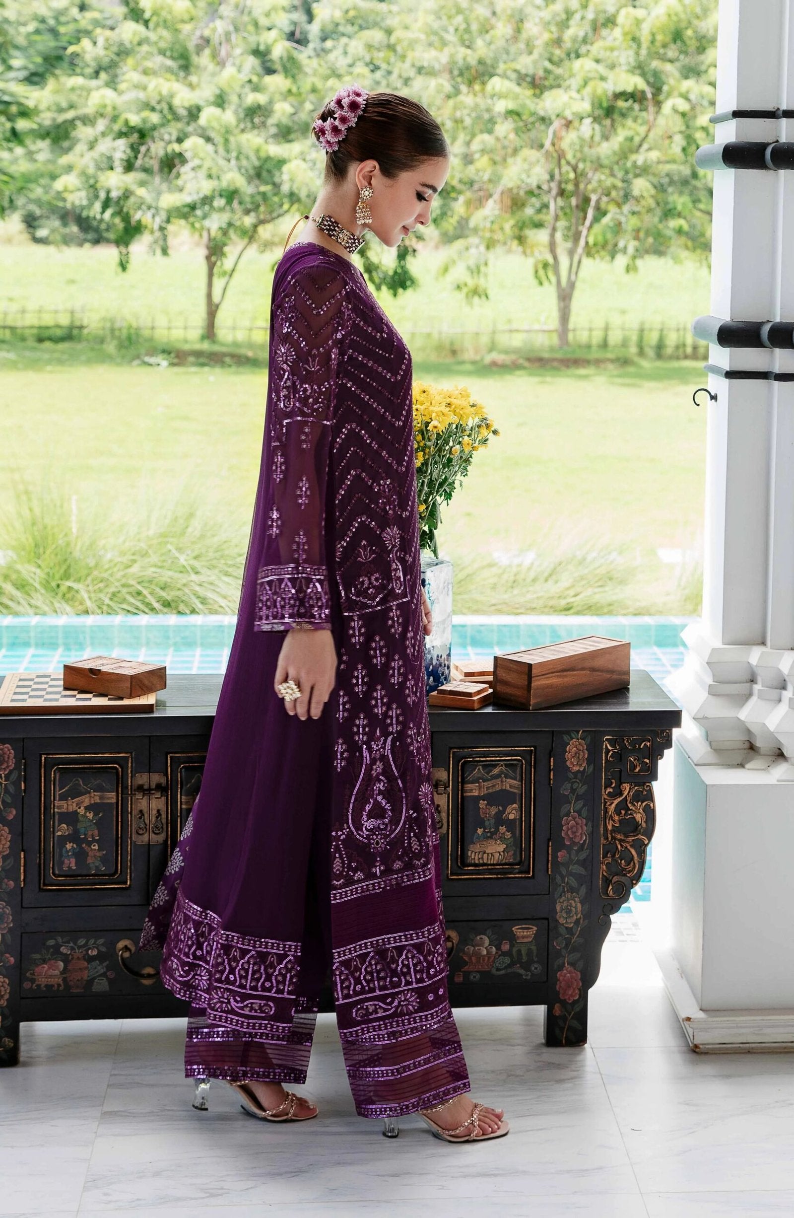 MARYUM & MARIA 3PC EMBROIDERED CHIFFON SUIT (LAYLA-FW23-506)